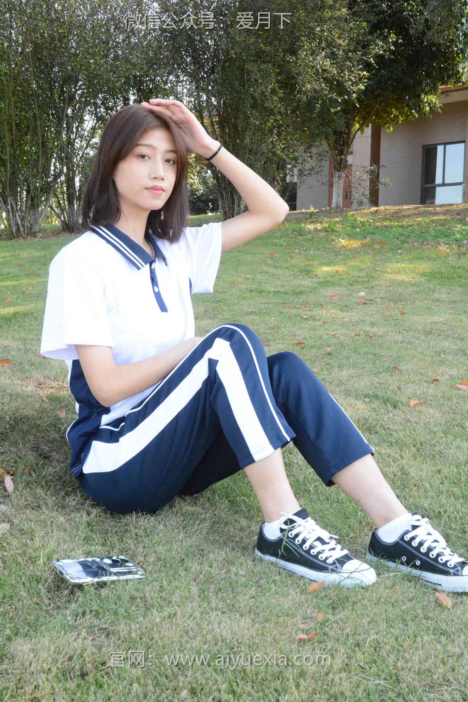 图片[40]-月下摄影 NO.004 秀秀~浅发校服 其实我喜欢酷酷的，今天第一期被安排了校服！[130P] – 速更版-美库