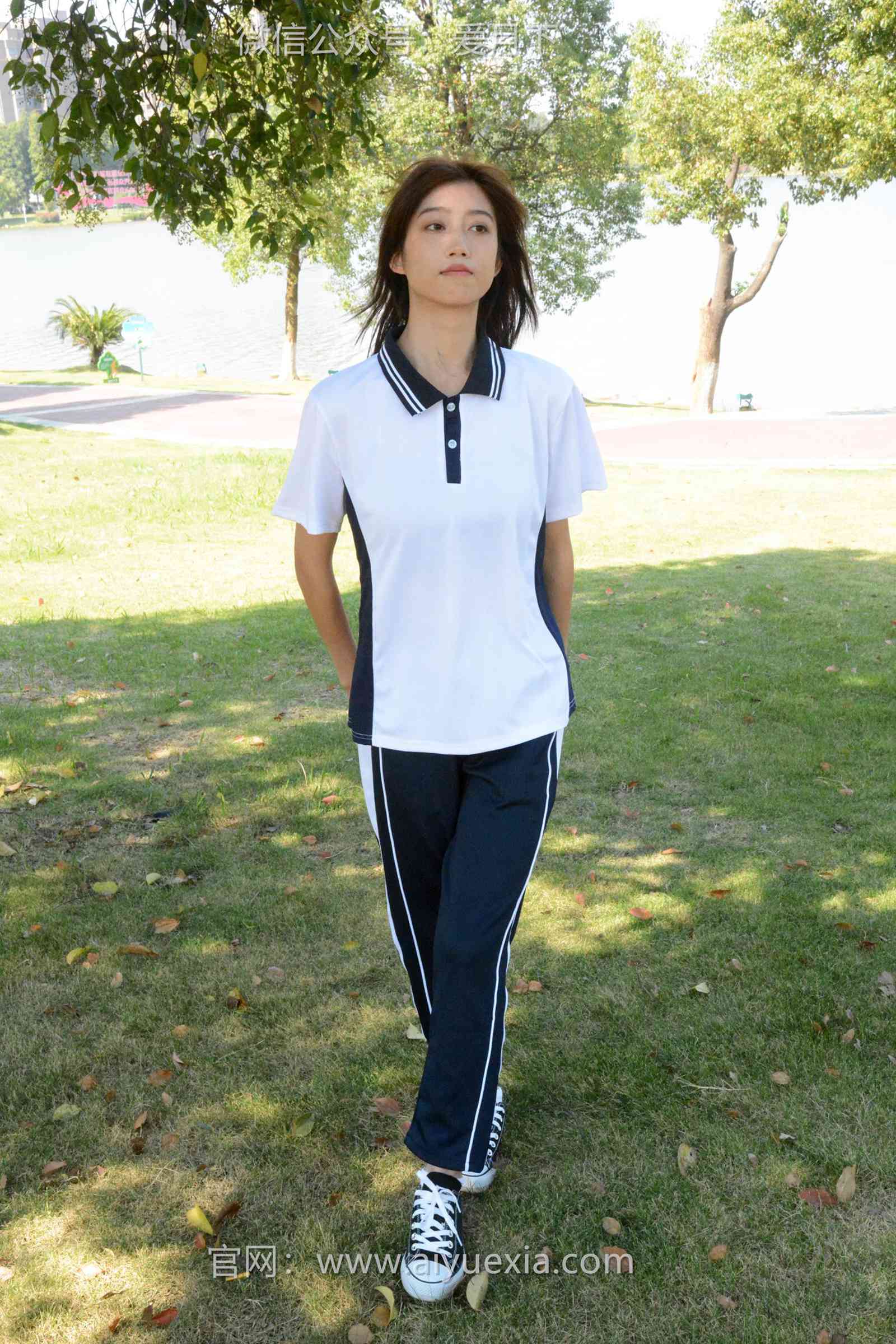 图片[46]-月下摄影 NO.004 秀秀~浅发校服 其实我喜欢酷酷的，今天第一期被安排了校服！[130P] – 速更版-美库