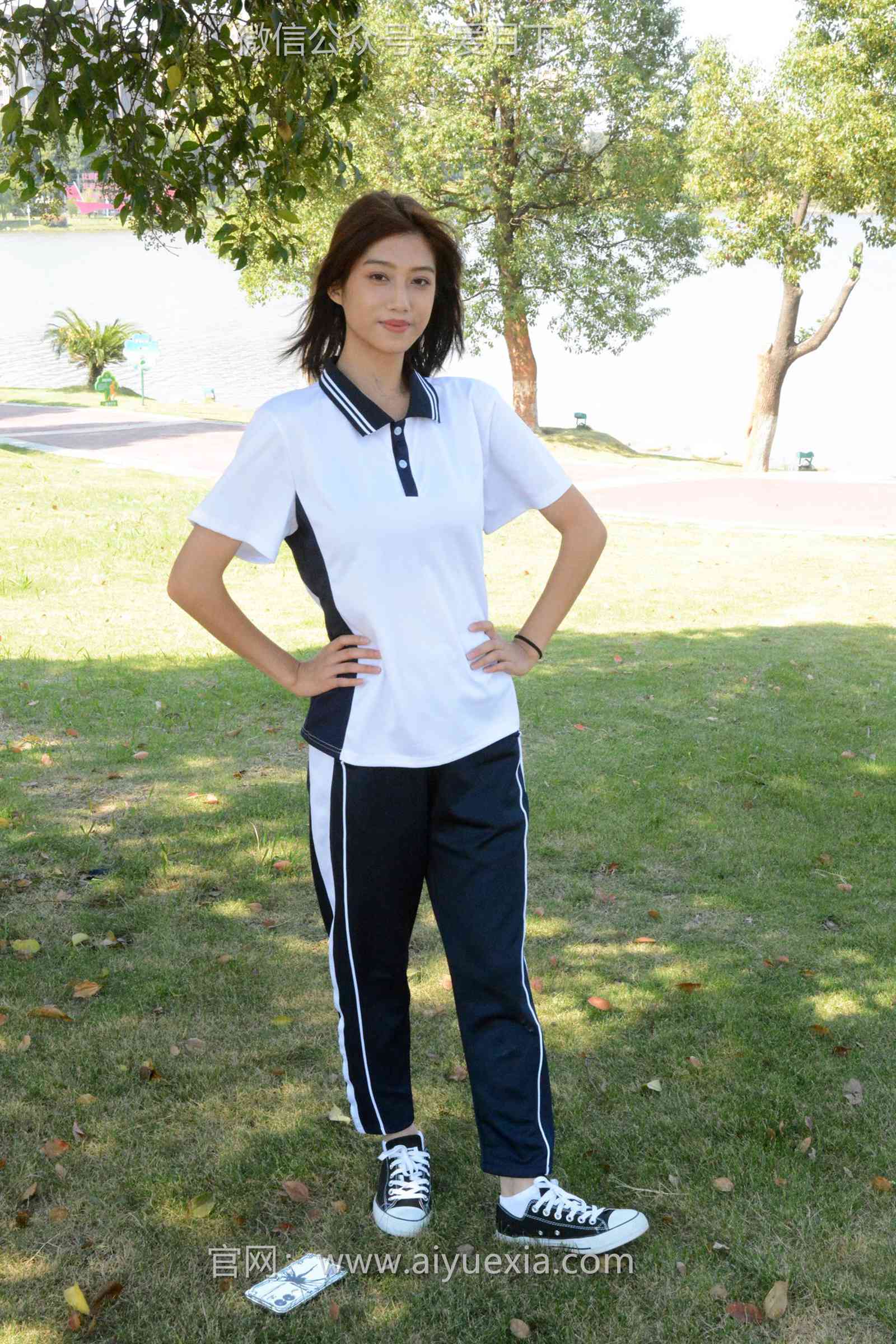 图片[47]-月下摄影 NO.004 秀秀~浅发校服 其实我喜欢酷酷的，今天第一期被安排了校服！[130P] – 速更版-美库