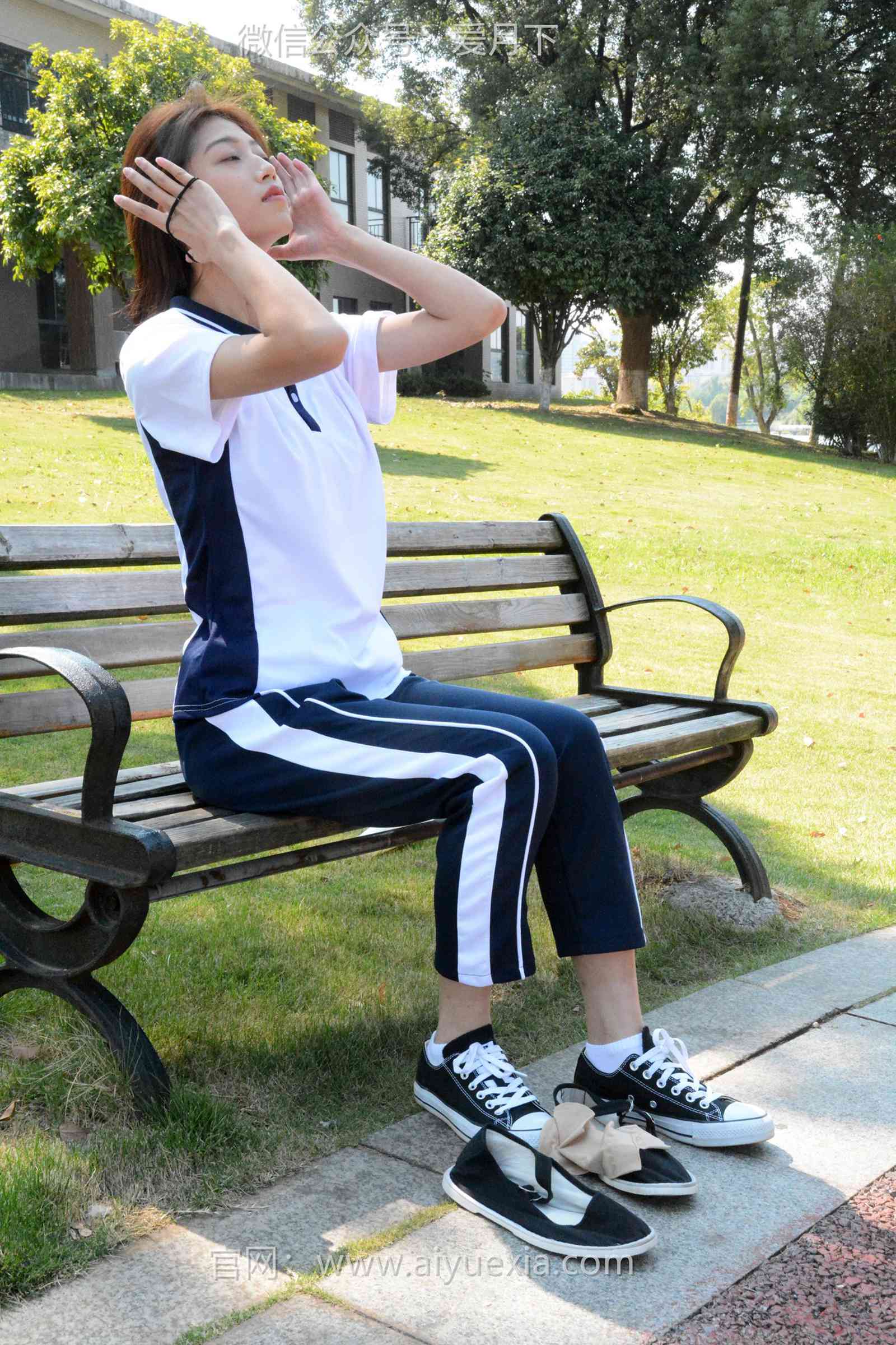 图片[51]-月下摄影 NO.004 秀秀~浅发校服 其实我喜欢酷酷的，今天第一期被安排了校服！[130P] – 速更版-美库