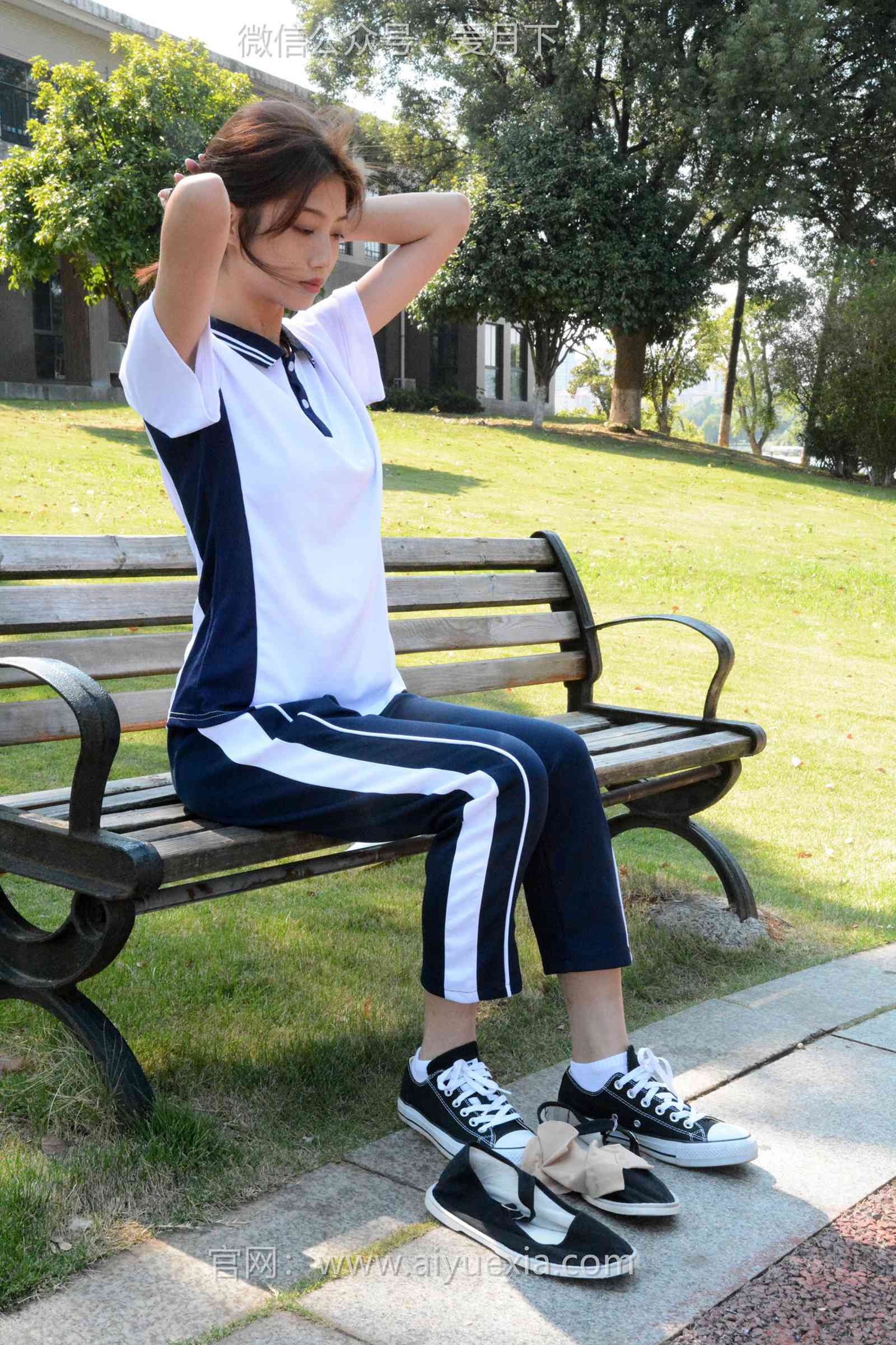 图片[52]-月下摄影 NO.004 秀秀~浅发校服 其实我喜欢酷酷的，今天第一期被安排了校服！[130P] – 速更版-美库