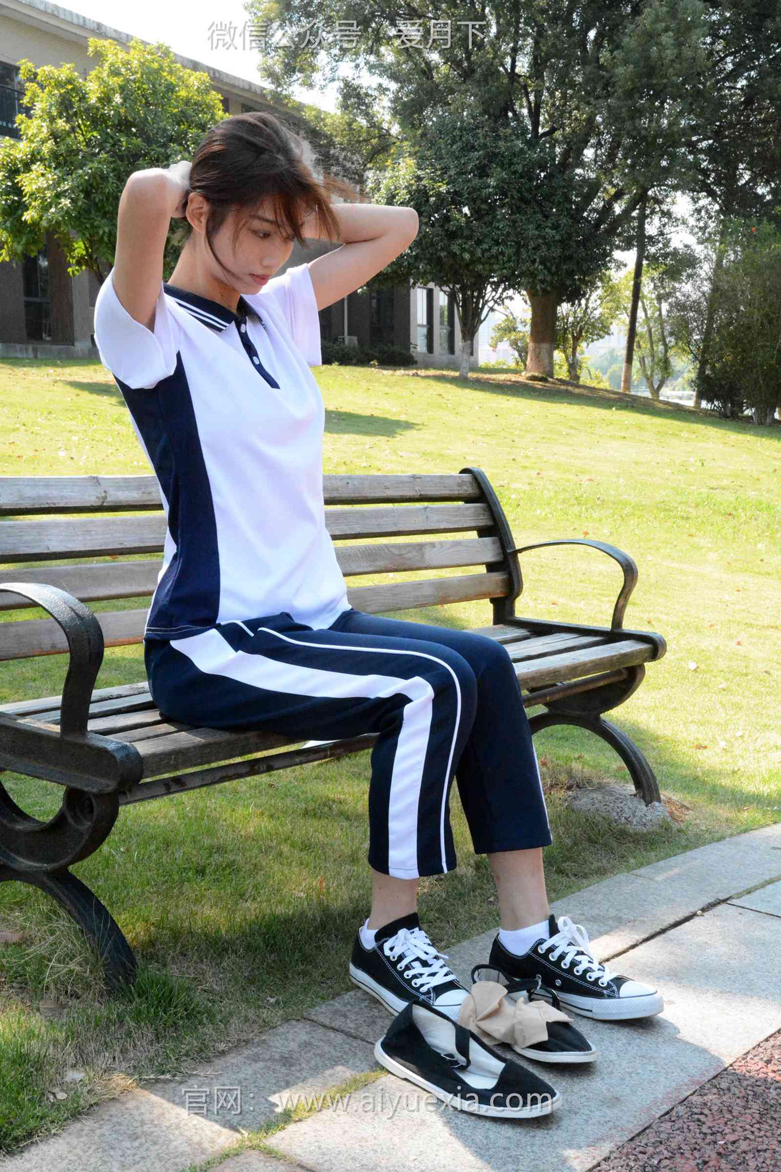图片[54]-月下摄影 NO.004 秀秀~浅发校服 其实我喜欢酷酷的，今天第一期被安排了校服！[130P] – 速更版-美库