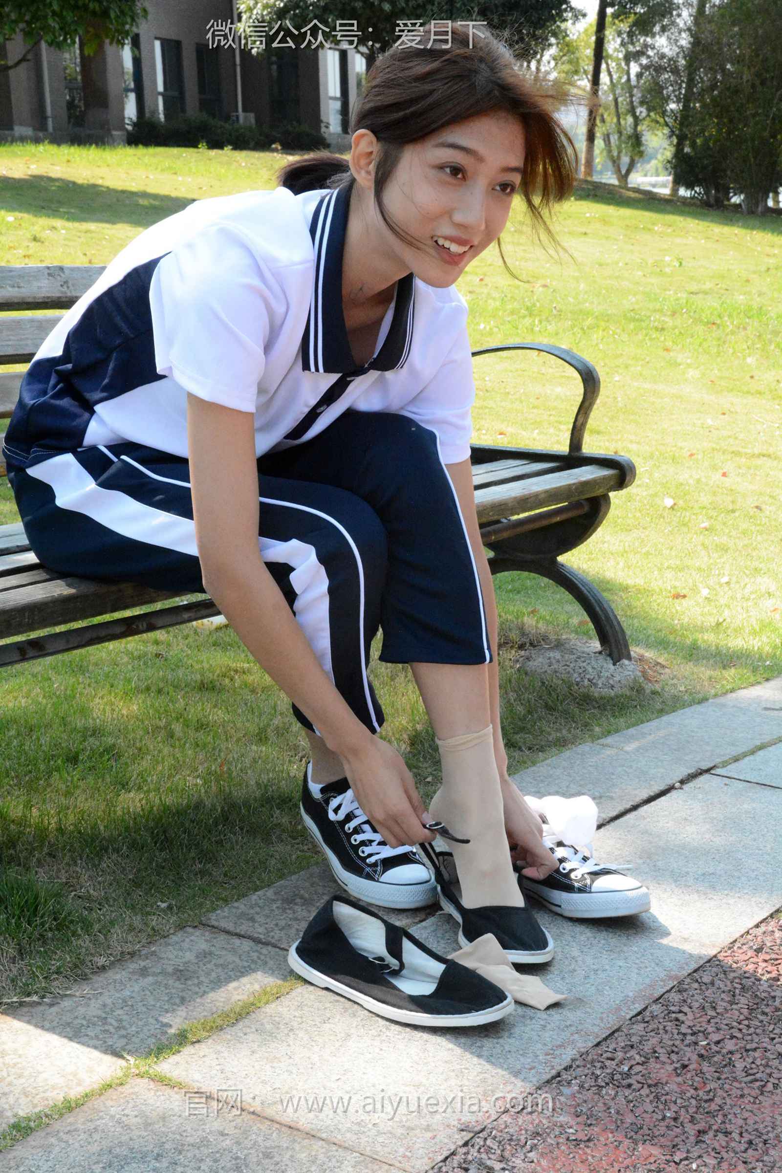 图片[65]-月下摄影 NO.004 秀秀~浅发校服 其实我喜欢酷酷的，今天第一期被安排了校服！[130P] – 速更版-美库