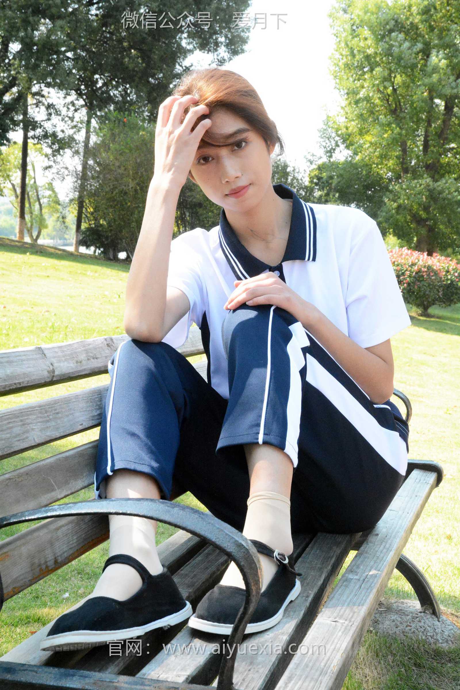 图片[87]-月下摄影 NO.004 秀秀~浅发校服 其实我喜欢酷酷的，今天第一期被安排了校服！[130P] – 速更版-美库