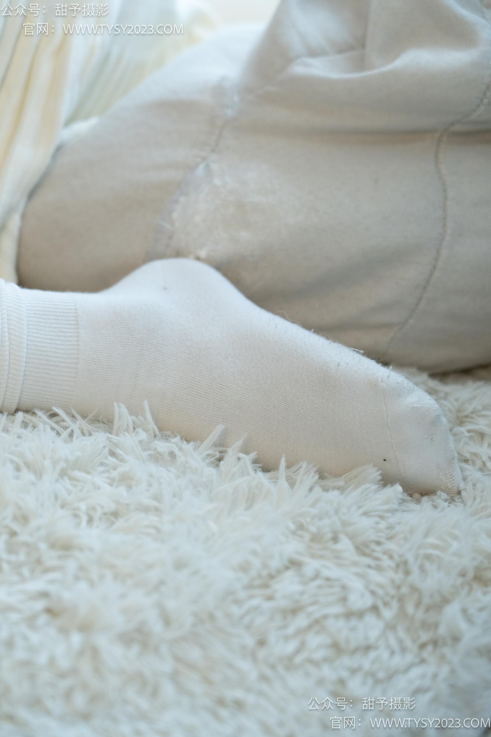 图片[77]-甜予摄影 NO.037 澜澜-板鞋、白棉袜、裸足[120P] – 速更版-美库