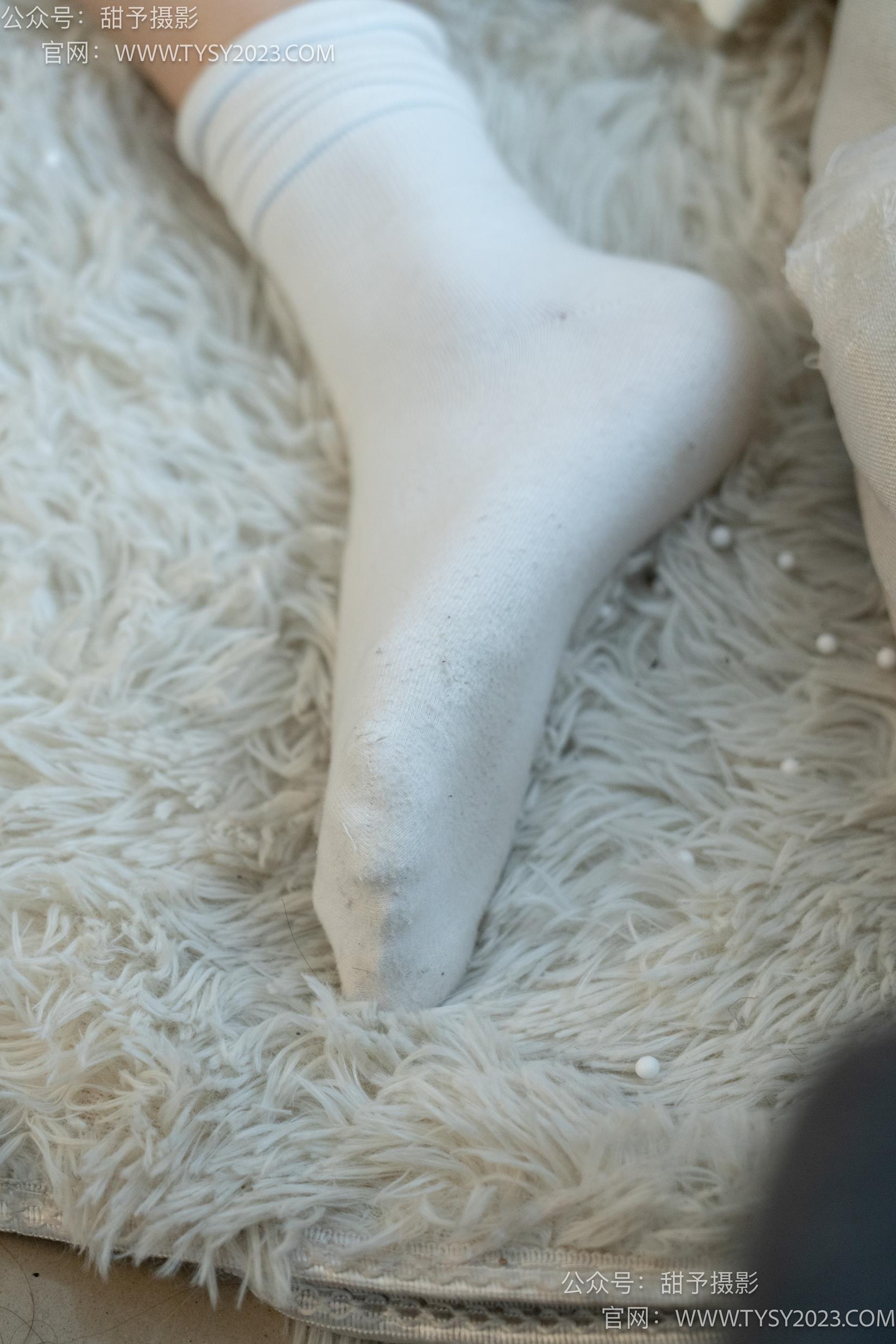 图片[79]-甜予摄影 NO.037 澜澜-板鞋、白棉袜、裸足[120P] – 速更版-美库