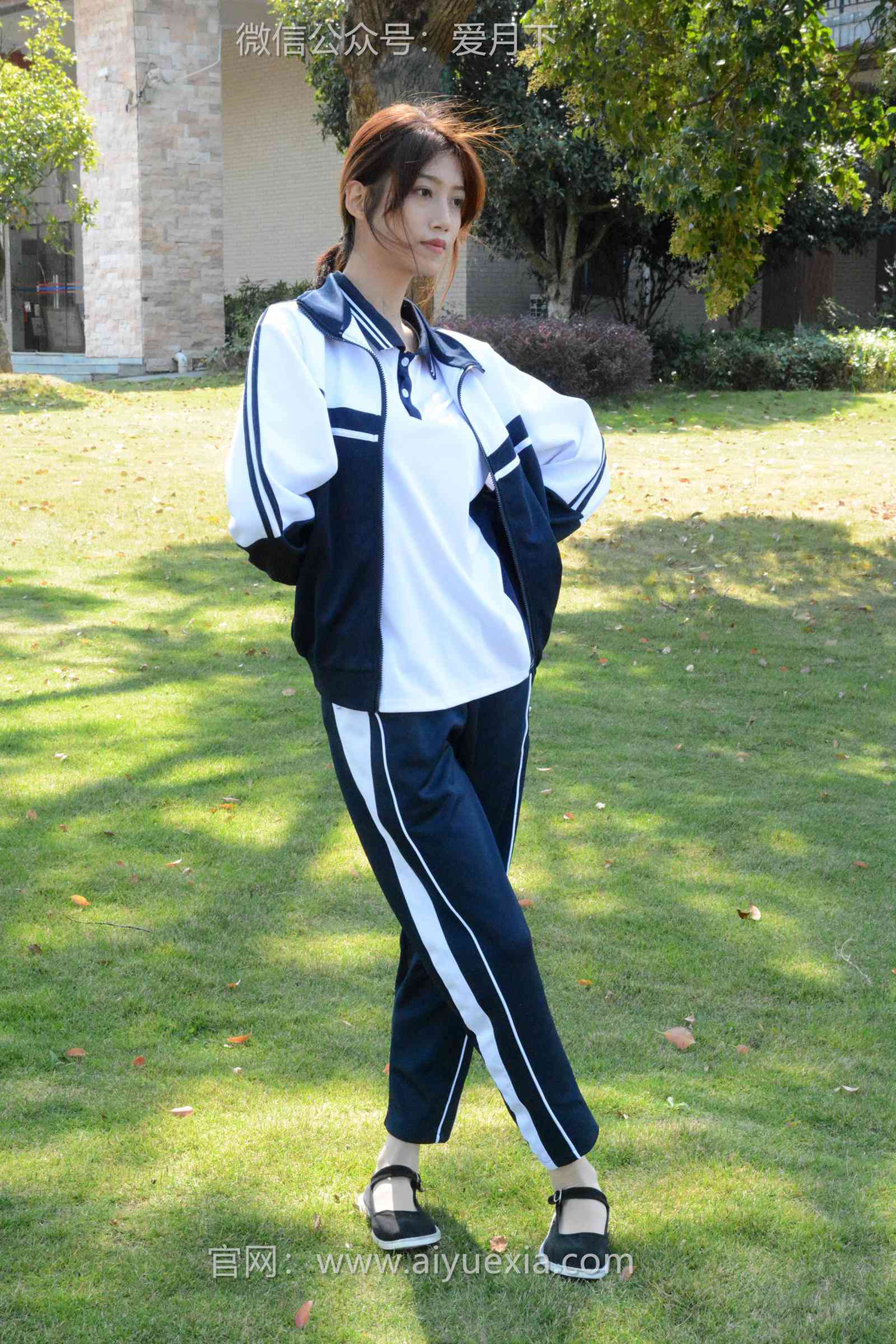 图片[126]-月下摄影 NO.004 秀秀~浅发校服 其实我喜欢酷酷的，今天第一期被安排了校服！[130P] – 速更版-美库