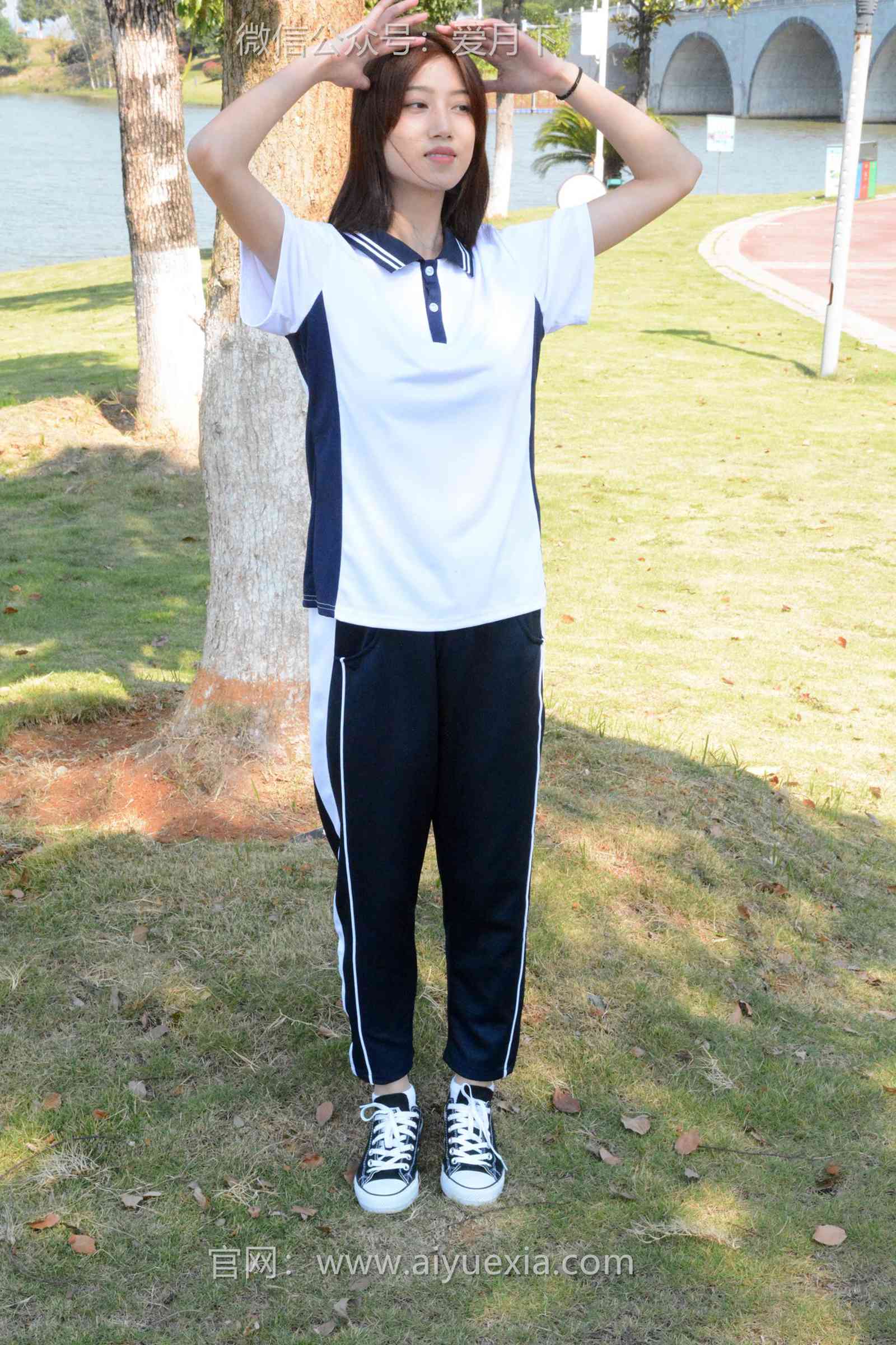 图片[127]-月下摄影 NO.004 秀秀~浅发校服 其实我喜欢酷酷的，今天第一期被安排了校服！[130P] – 速更版-美库