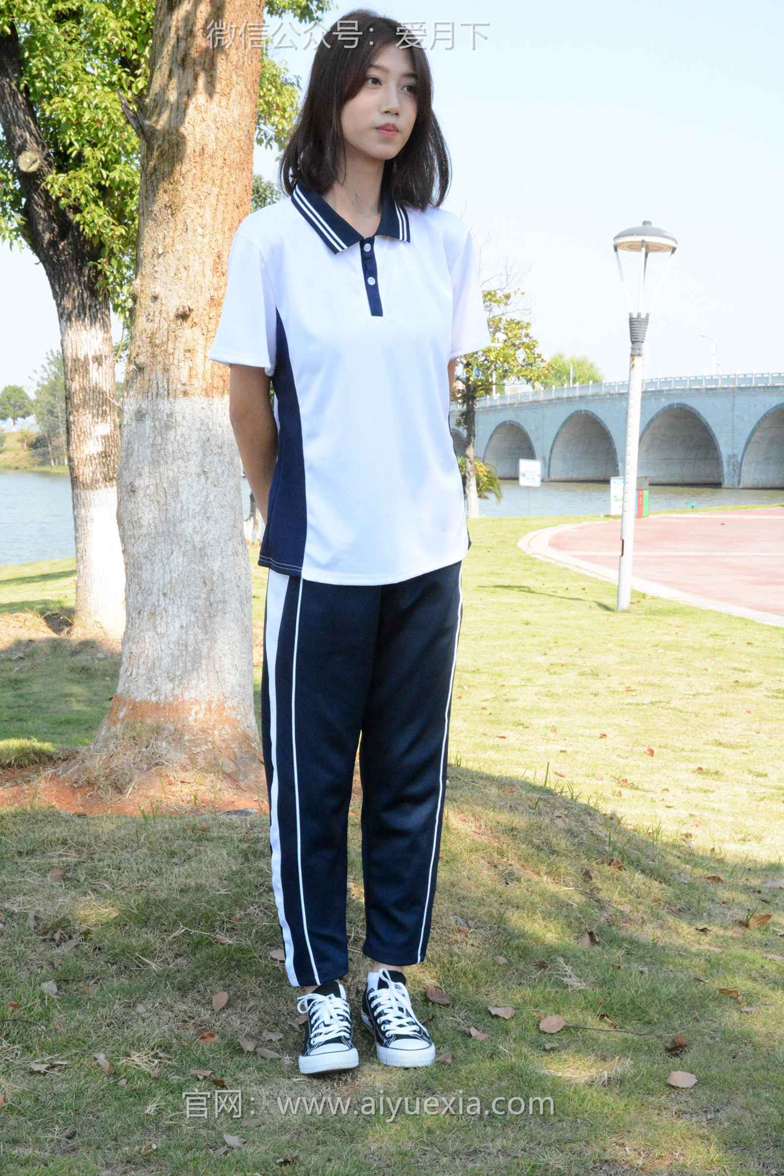 图片[130]-月下摄影 NO.004 秀秀~浅发校服 其实我喜欢酷酷的，今天第一期被安排了校服！[130P] – 速更版-美库