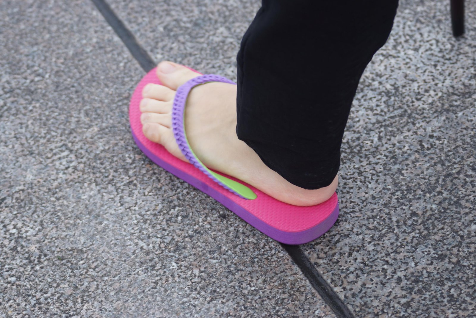 图片[10]-自由摄影 No.270 白嫩的要命的裸足 [35P] – 速更版-美库