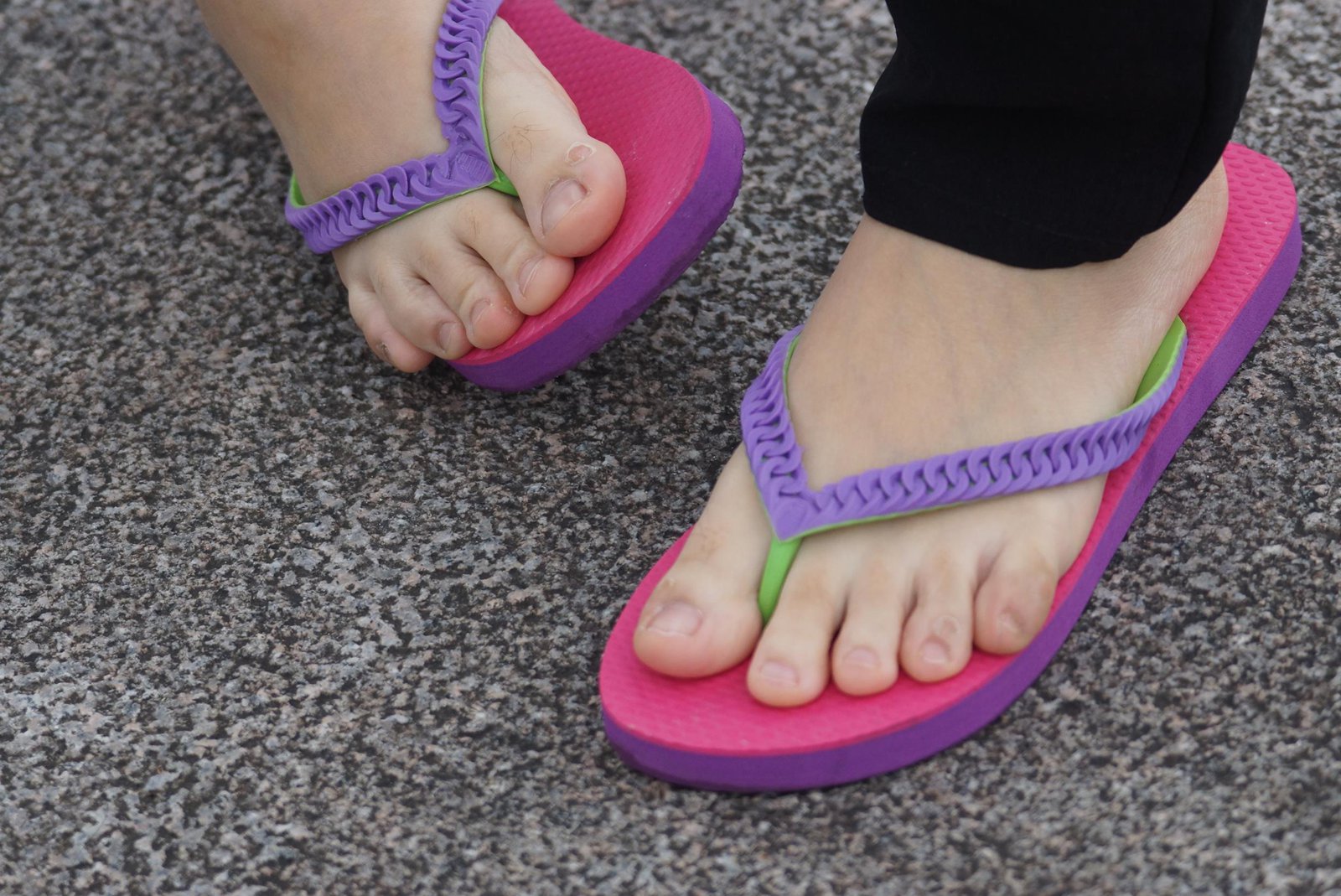 图片[28]-自由摄影 No.270 白嫩的要命的裸足 [35P] – 速更版-美库