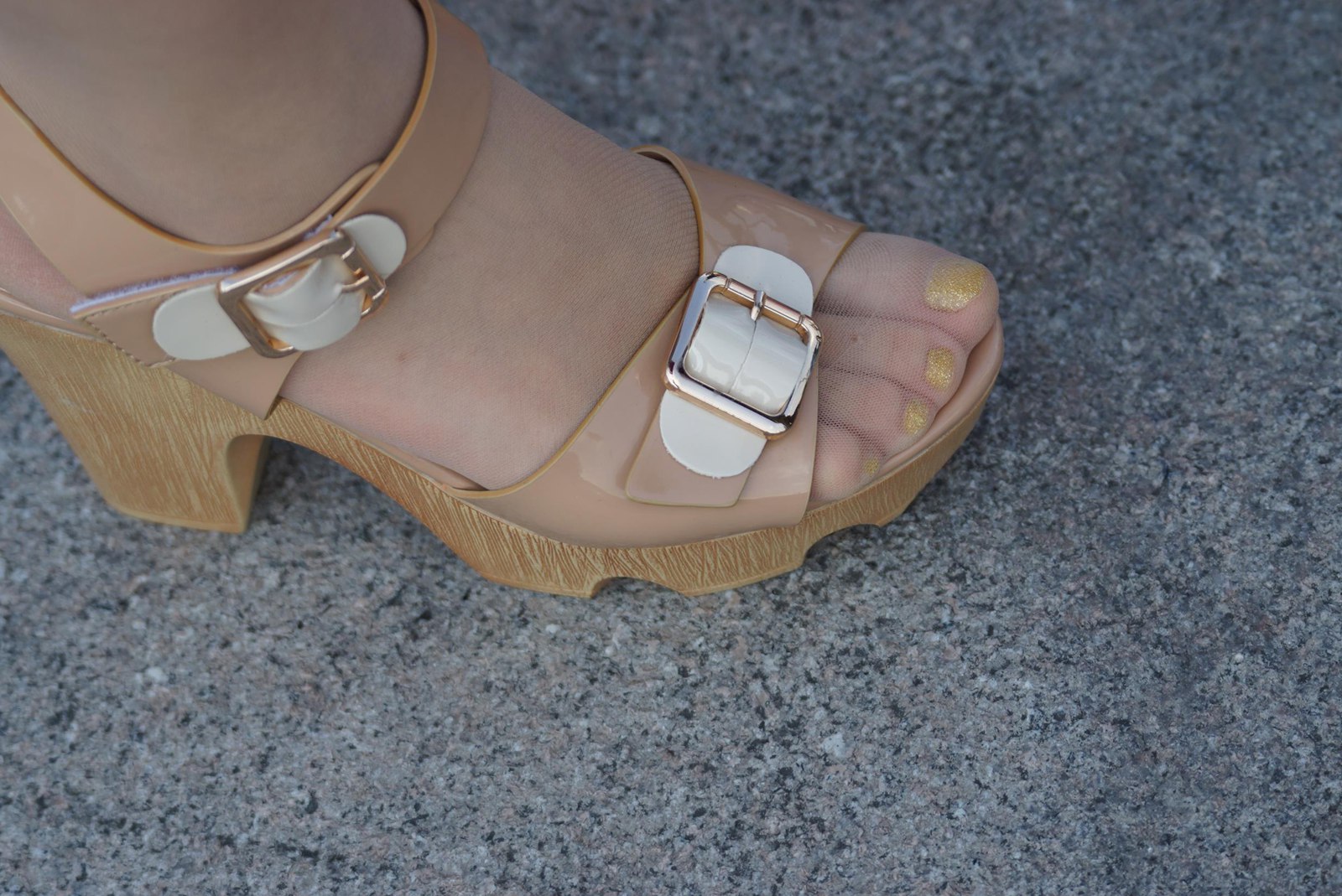 图片[24]-自由摄影 No.271 第一眼看到这样的背影 [46P] – 速更版-美库