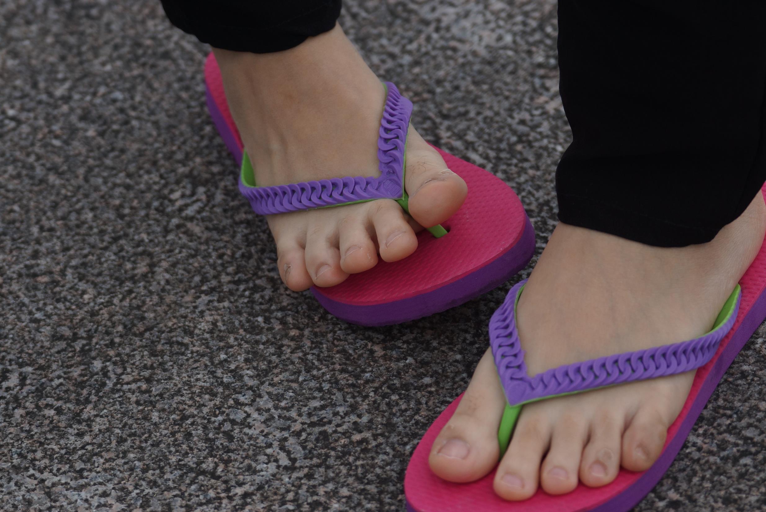 图片[30]-自由摄影 No.270 白嫩的要命的裸足 [35P] – 速更版-美库