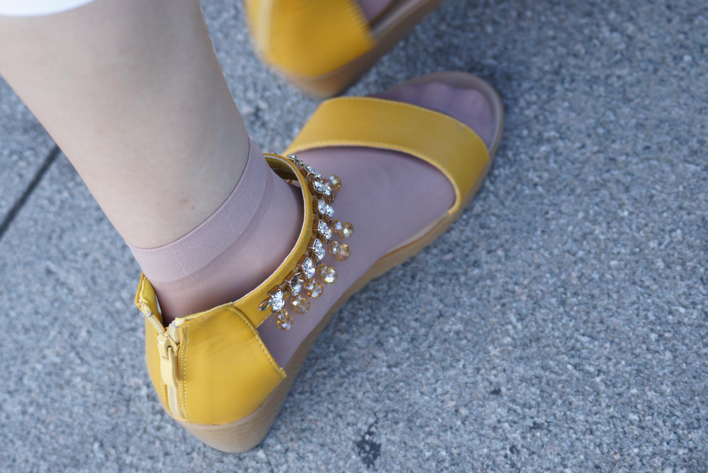 图片[23]-自由摄影 No.273 这样的穿法应该是双玉足 [47P] – 速更版-美库