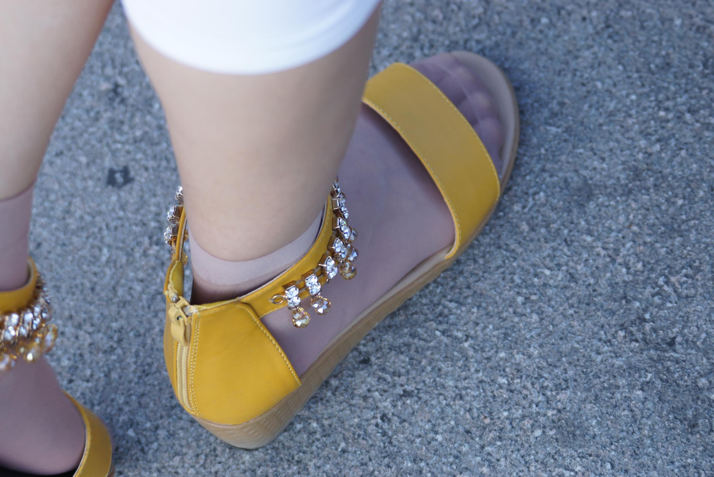 图片[24]-自由摄影 No.273 这样的穿法应该是双玉足 [47P] – 速更版-美库