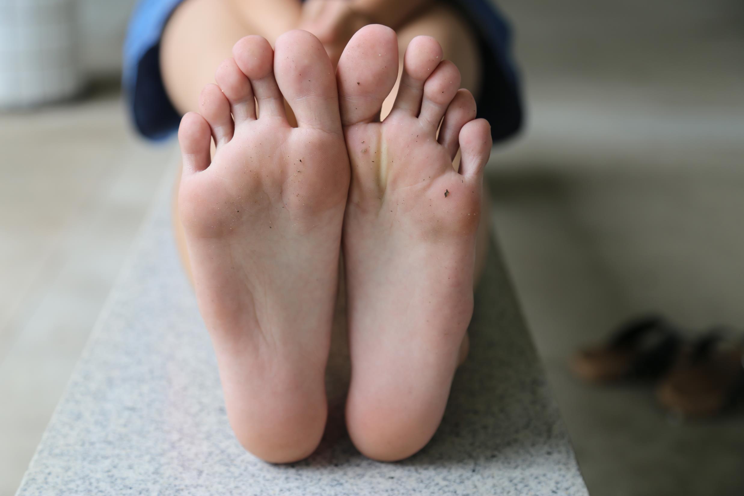 图片[19]-自由摄影 No.274 公园约拍中学女孩嫩脚 [32P] – 速更版-美库