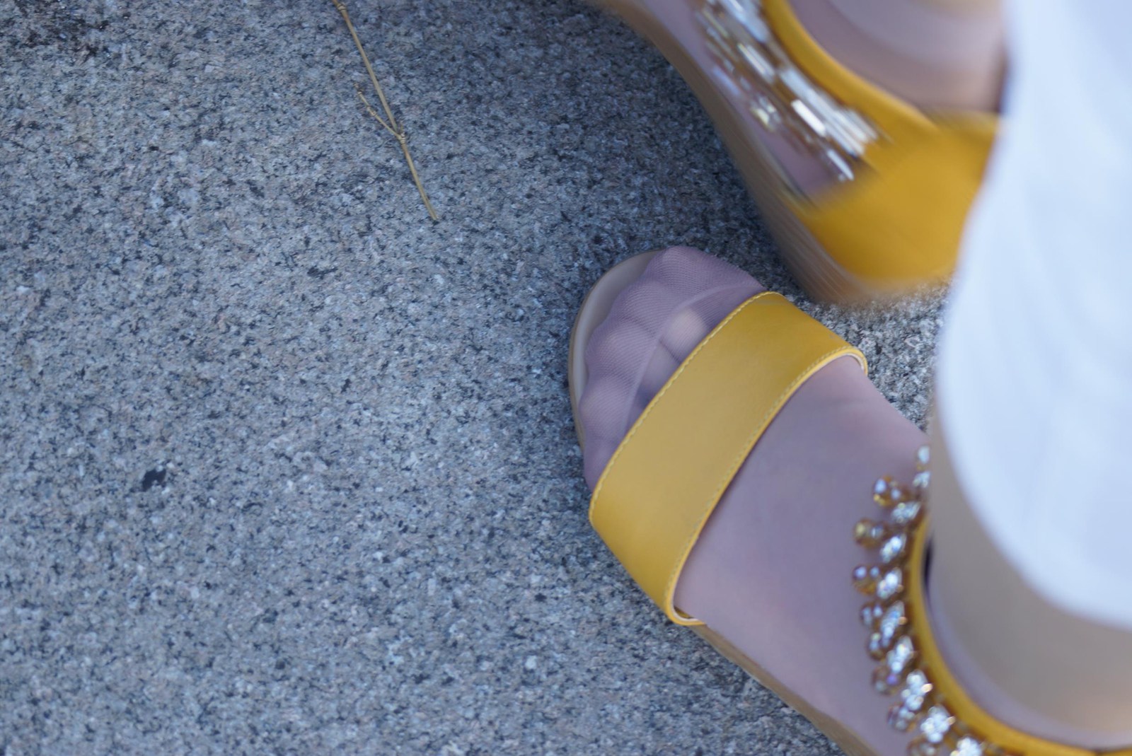 图片[48]-自由摄影 No.273 这样的穿法应该是双玉足 [47P] – 速更版-美库