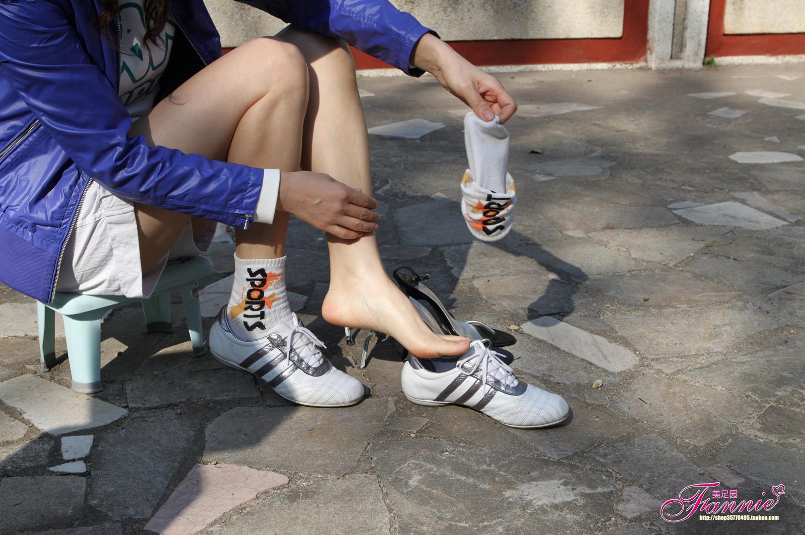 图片[26]-Fannie芬妮每足园 No.582 园林秋色 黑极致高跟[34P] – 速更版-美库