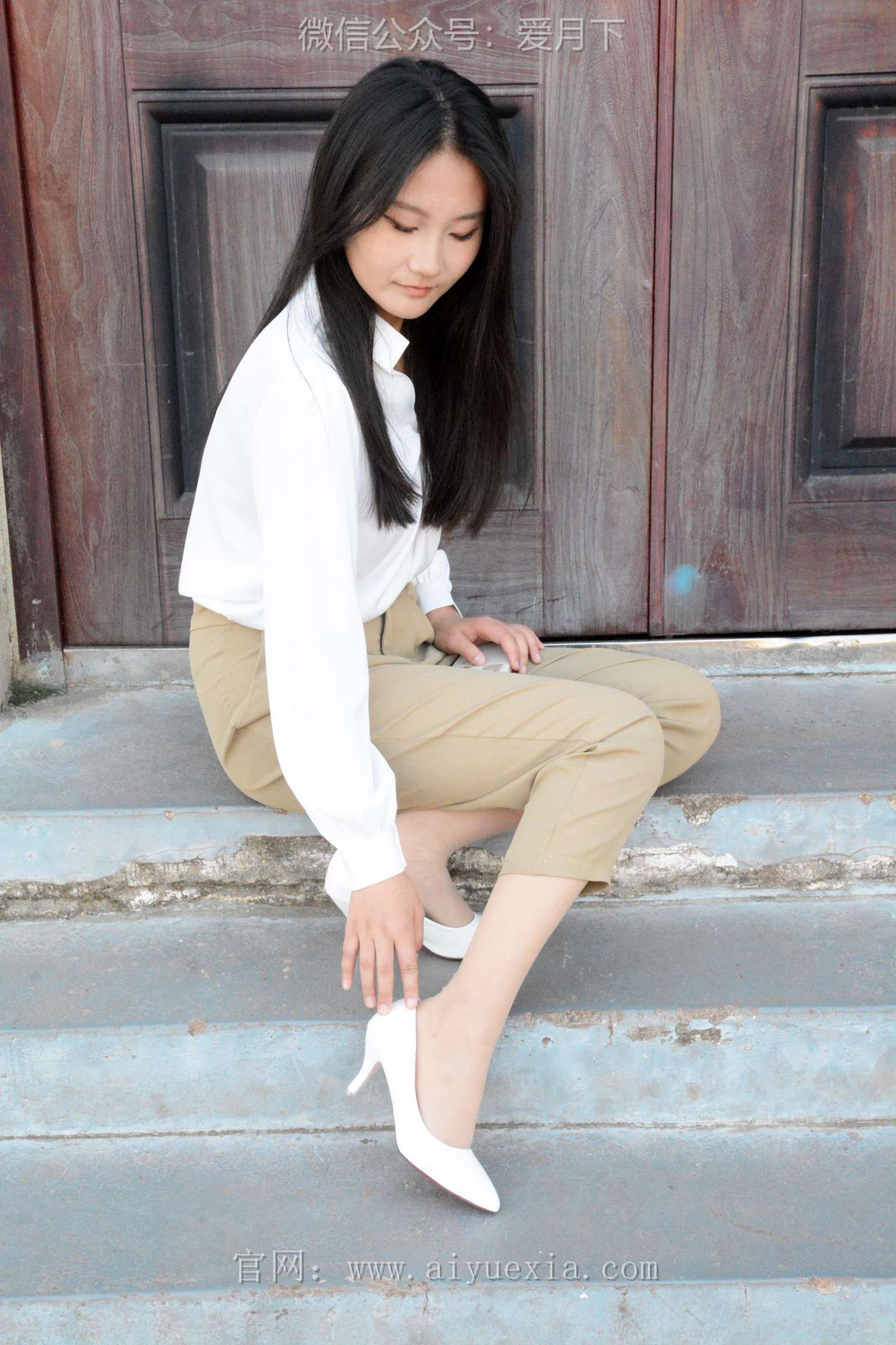 图片[28]-月下摄影 NO.005 恰恰~生活套装 展示一下平时去工作中使用的工作装。略显成熟！[130P] – 速更版-美库