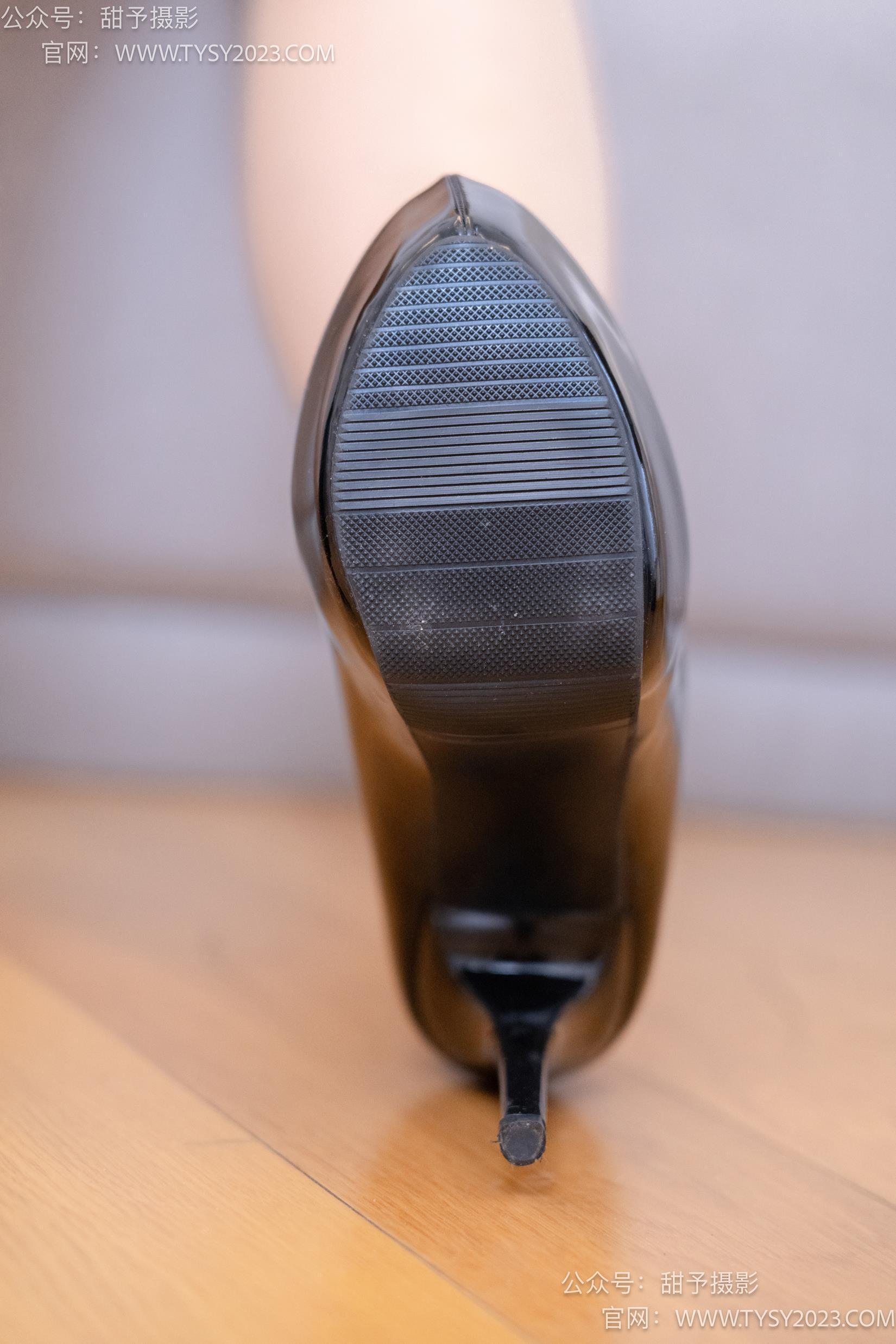 图片[33]-甜予摄影 NO.038 鱼鱼-高跟鞋、油亮肉丝[129P] – 速更版-美库