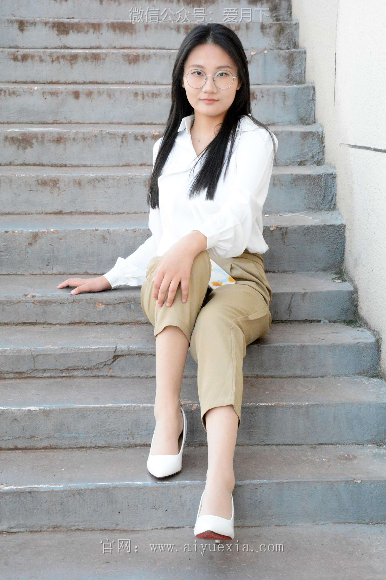 图片[61]-月下摄影 NO.005 恰恰~生活套装 展示一下平时去工作中使用的工作装。略显成熟！[130P] – 速更版-美库