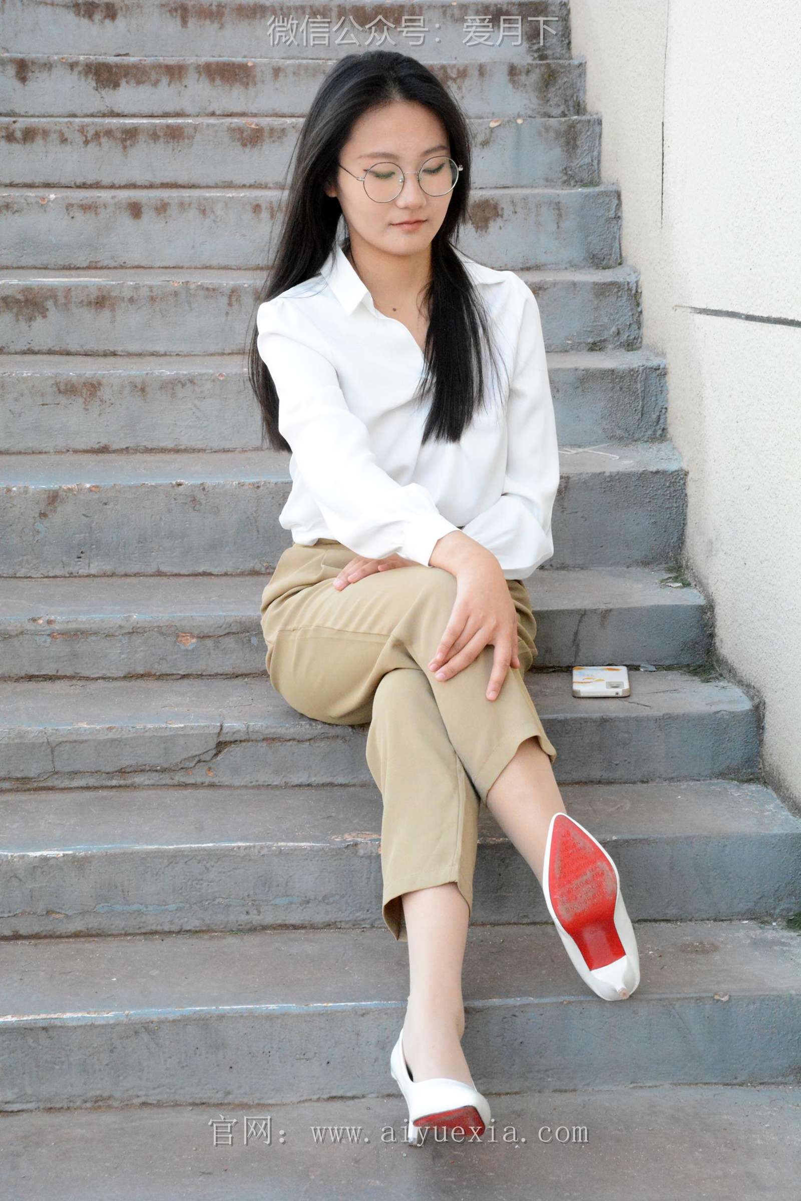 图片[84]-月下摄影 NO.005 恰恰~生活套装 展示一下平时去工作中使用的工作装。略显成熟！[130P] – 速更版-美库