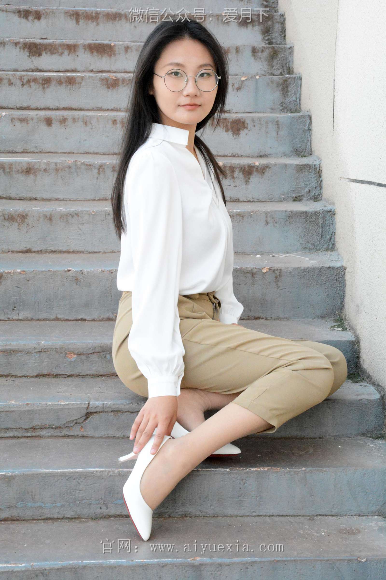 图片[87]-月下摄影 NO.005 恰恰~生活套装 展示一下平时去工作中使用的工作装。略显成熟！[130P] – 速更版-美库