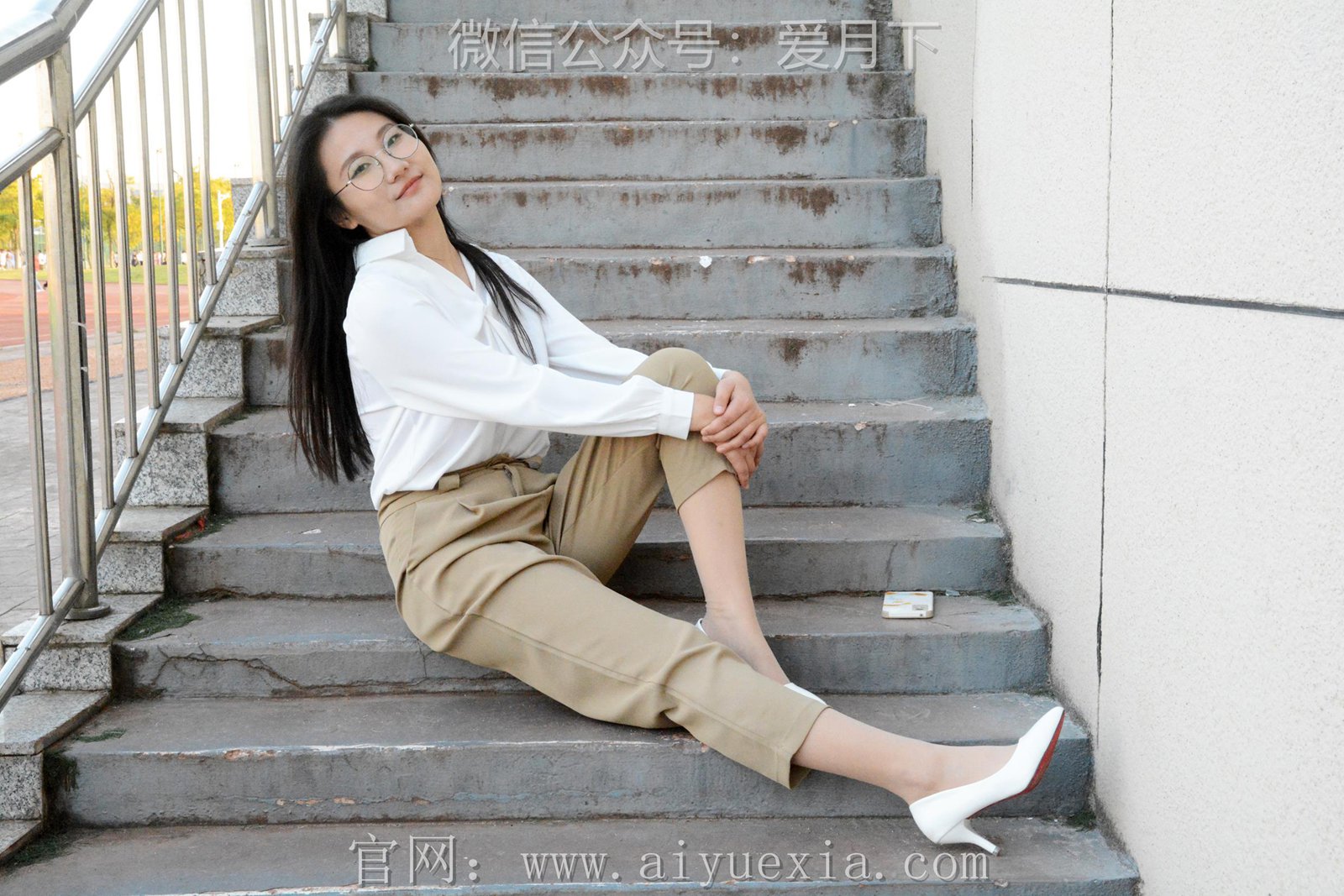 图片[93]-月下摄影 NO.005 恰恰~生活套装 展示一下平时去工作中使用的工作装。略显成熟！[130P] – 速更版-美库