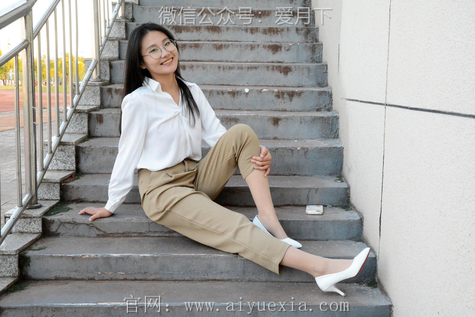 图片[99]-月下摄影 NO.005 恰恰~生活套装 展示一下平时去工作中使用的工作装。略显成熟！[130P] – 速更版-美库