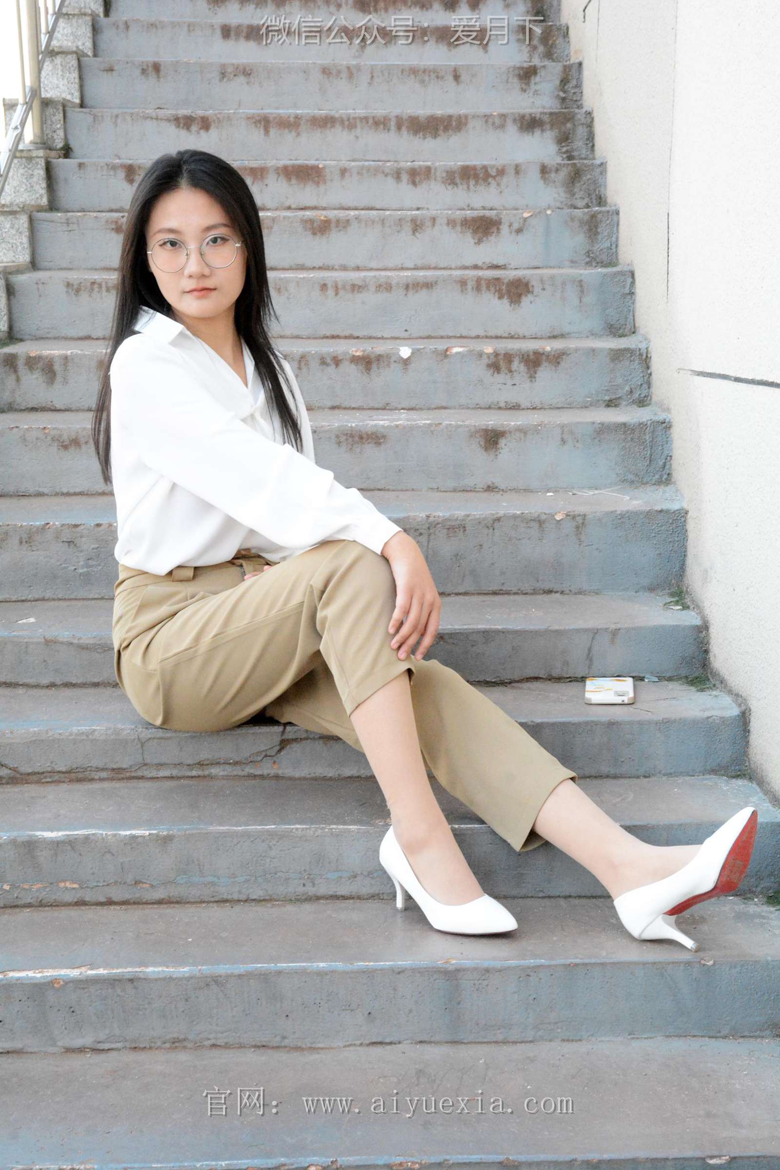 图片[102]-月下摄影 NO.005 恰恰~生活套装 展示一下平时去工作中使用的工作装。略显成熟！[130P] – 速更版-美库