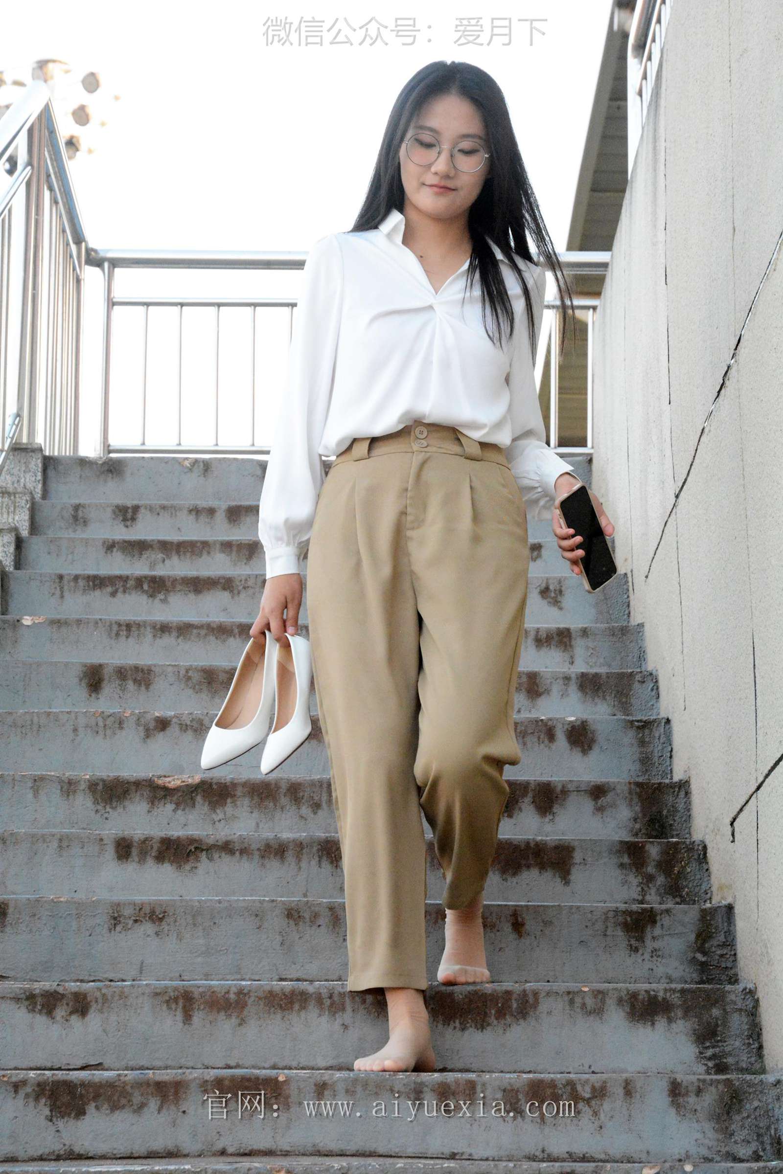 图片[107]-月下摄影 NO.005 恰恰~生活套装 展示一下平时去工作中使用的工作装。略显成熟！[130P] – 速更版-美库