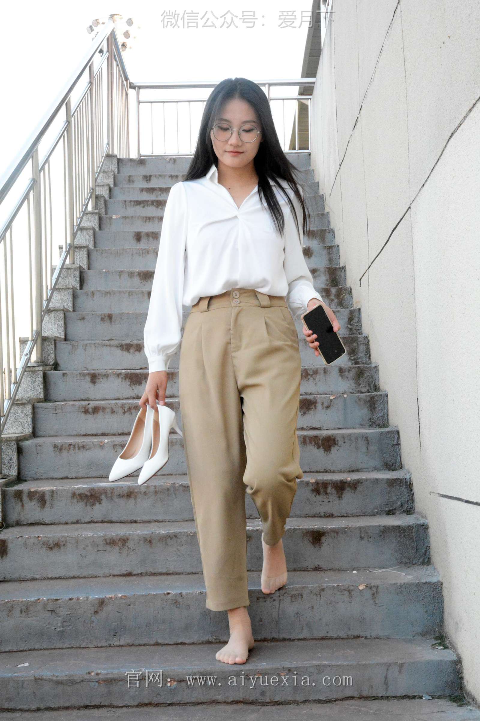 图片[115]-月下摄影 NO.005 恰恰~生活套装 展示一下平时去工作中使用的工作装。略显成熟！[130P] – 速更版-美库