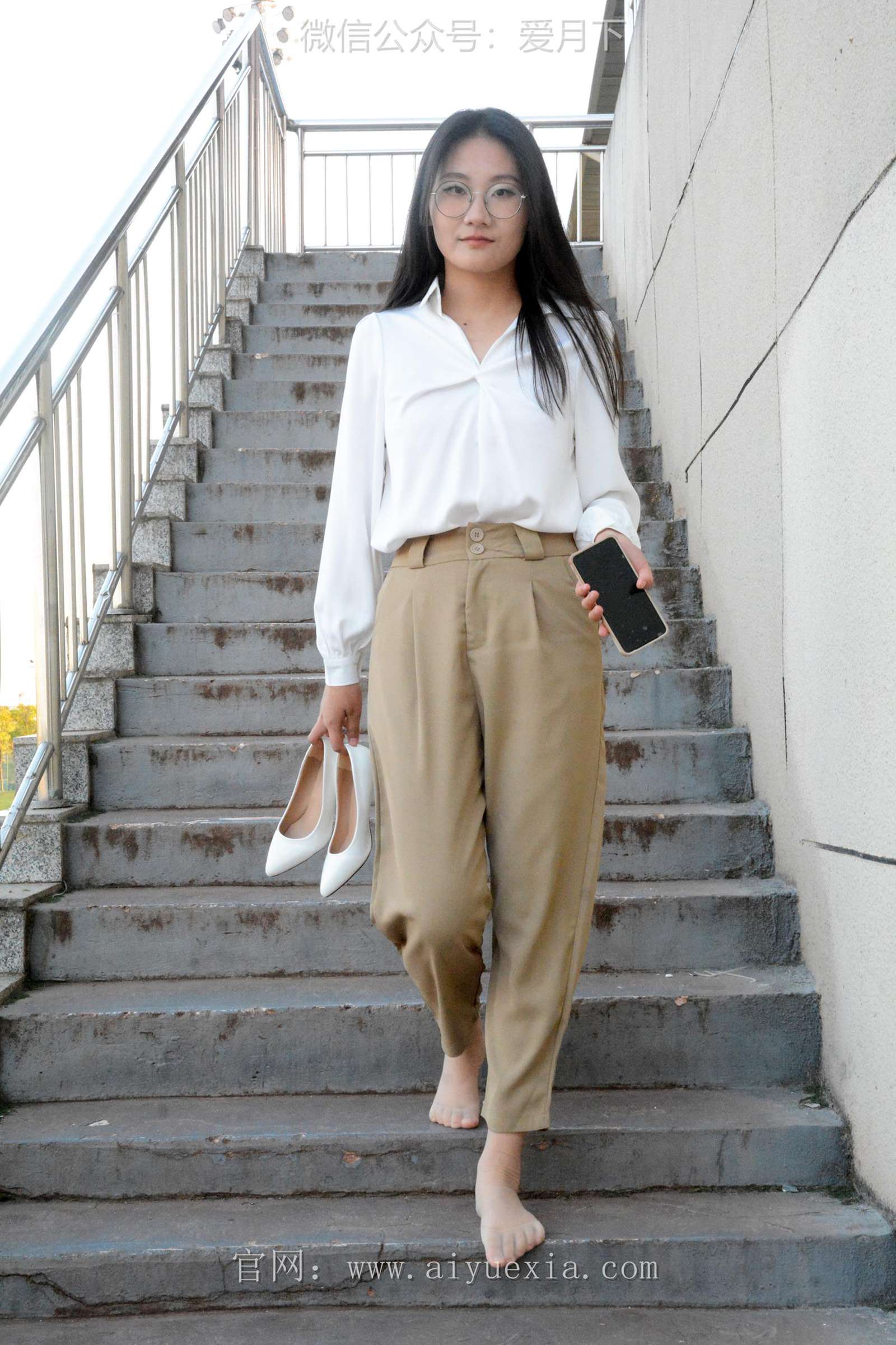 图片[117]-月下摄影 NO.005 恰恰~生活套装 展示一下平时去工作中使用的工作装。略显成熟！[130P] – 速更版-美库