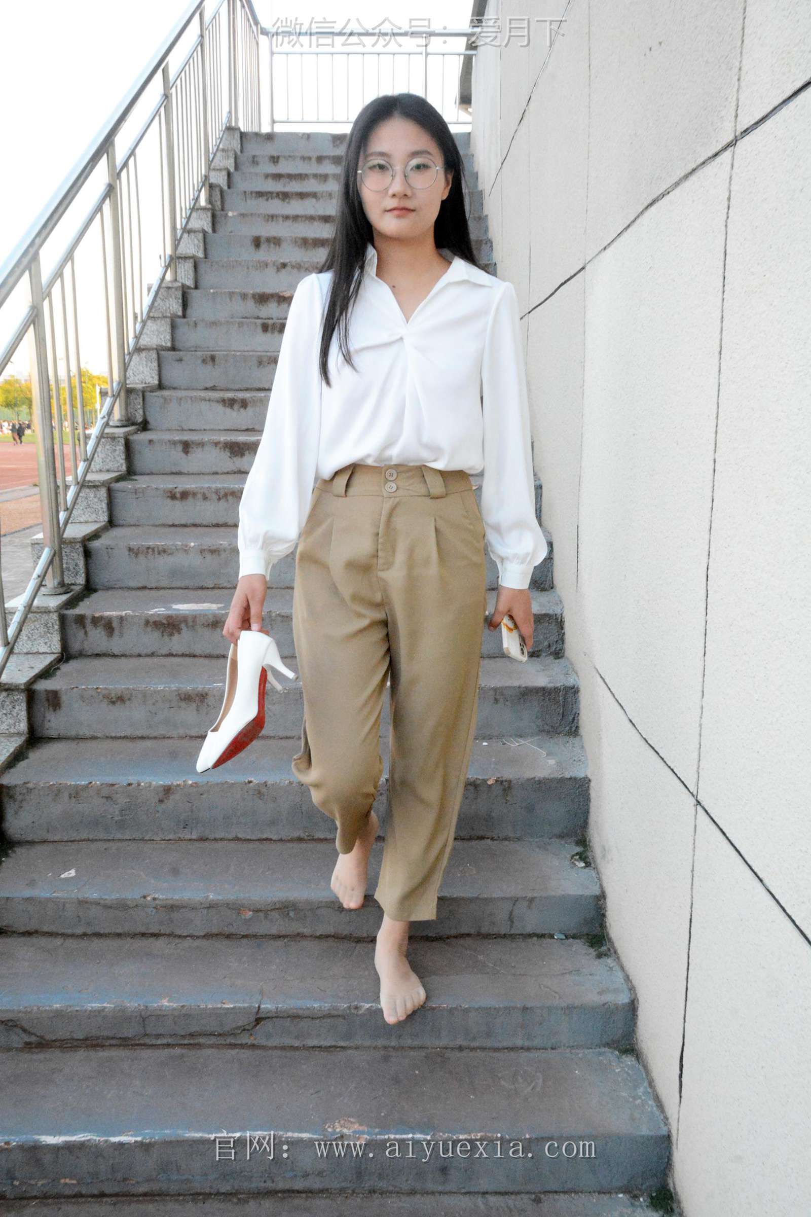 图片[128]-月下摄影 NO.005 恰恰~生活套装 展示一下平时去工作中使用的工作装。略显成熟！[130P] – 速更版-美库