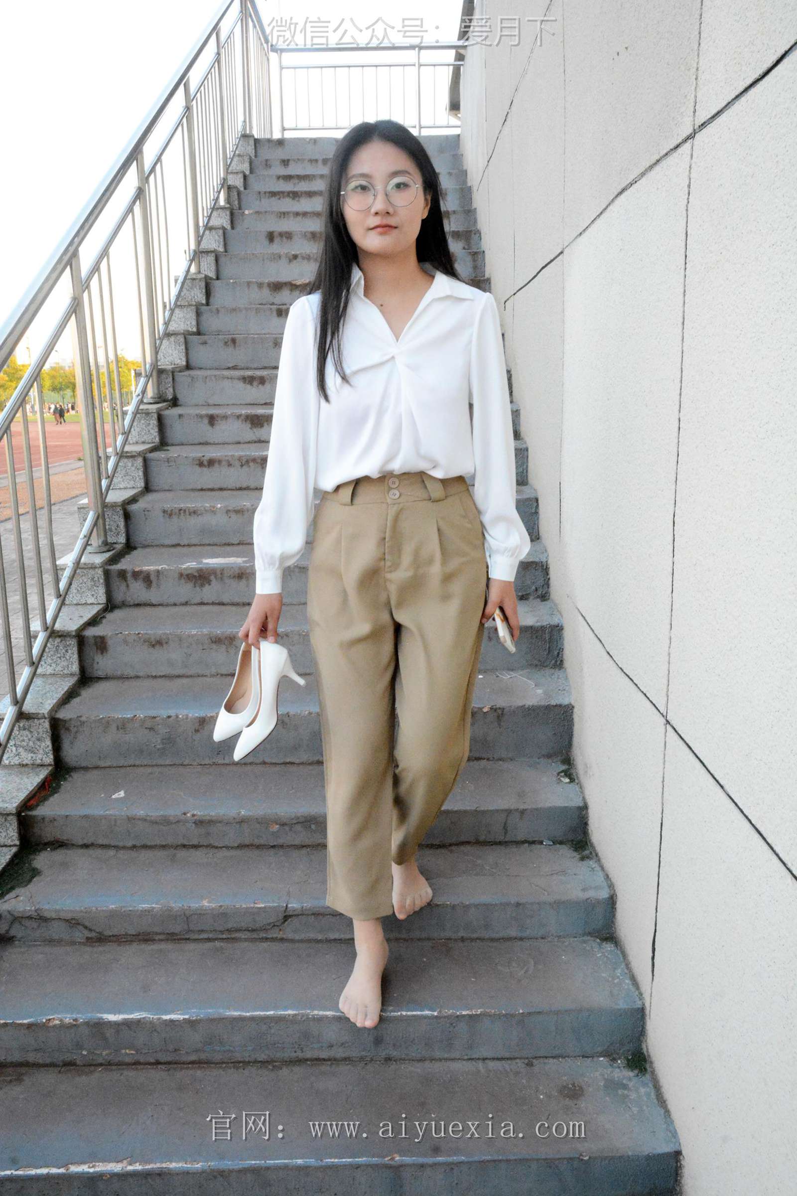 图片[129]-月下摄影 NO.005 恰恰~生活套装 展示一下平时去工作中使用的工作装。略显成熟！[130P] – 速更版-美库