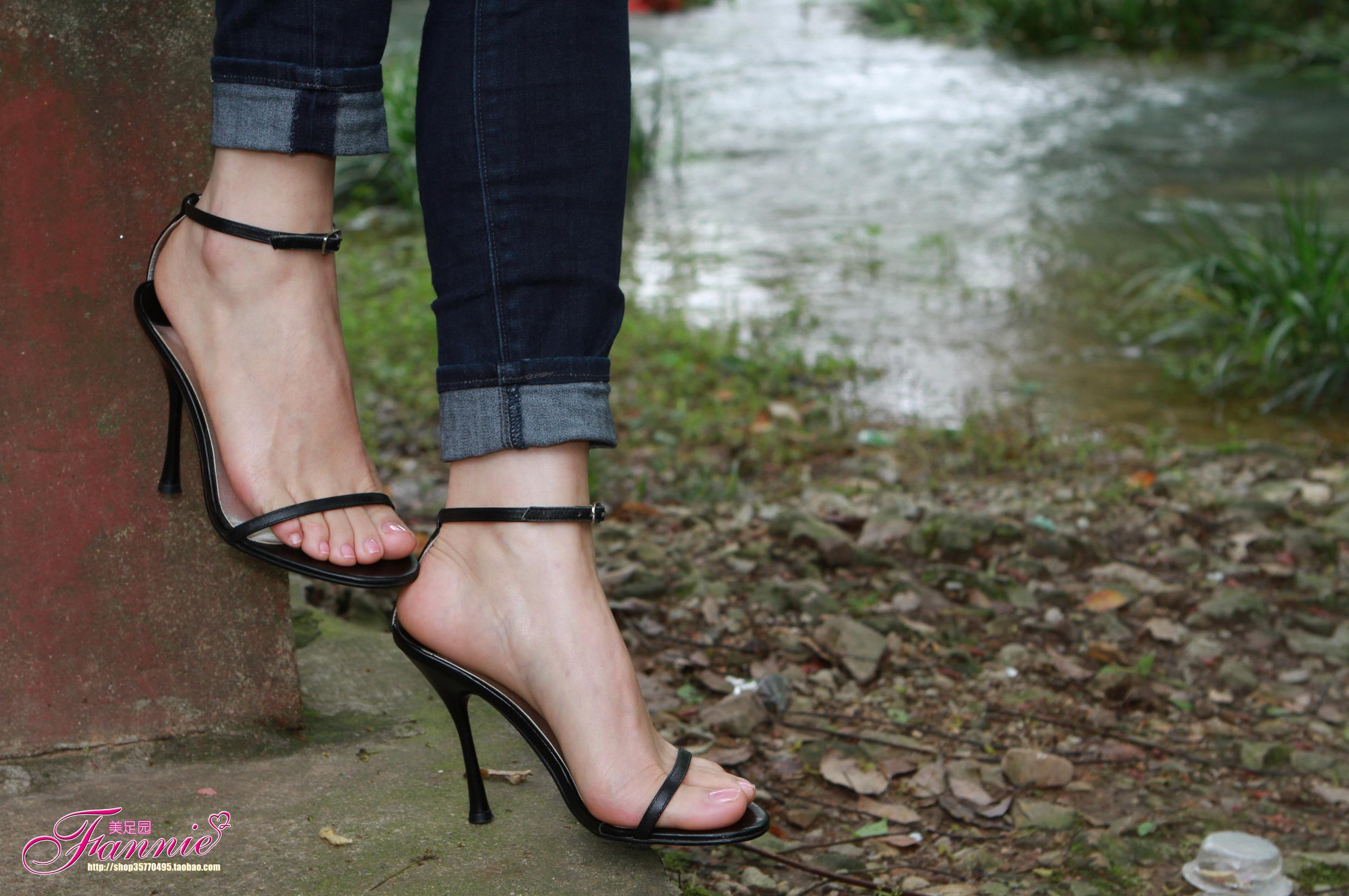 图片[38]-Fannie芬妮每足园 No.589 在水一方1[53P] – 速更版-美库