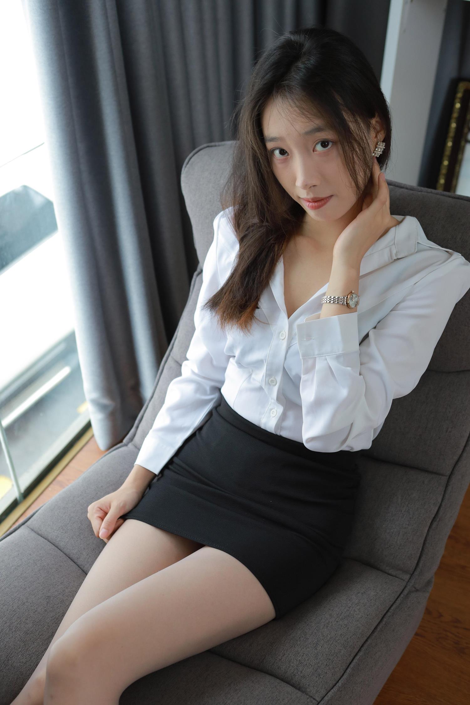 图片[87]-[IESS异思趣向] 2024.07.05 丝享家1786：小九《OL装（上）》[88P] – 速更版-美库