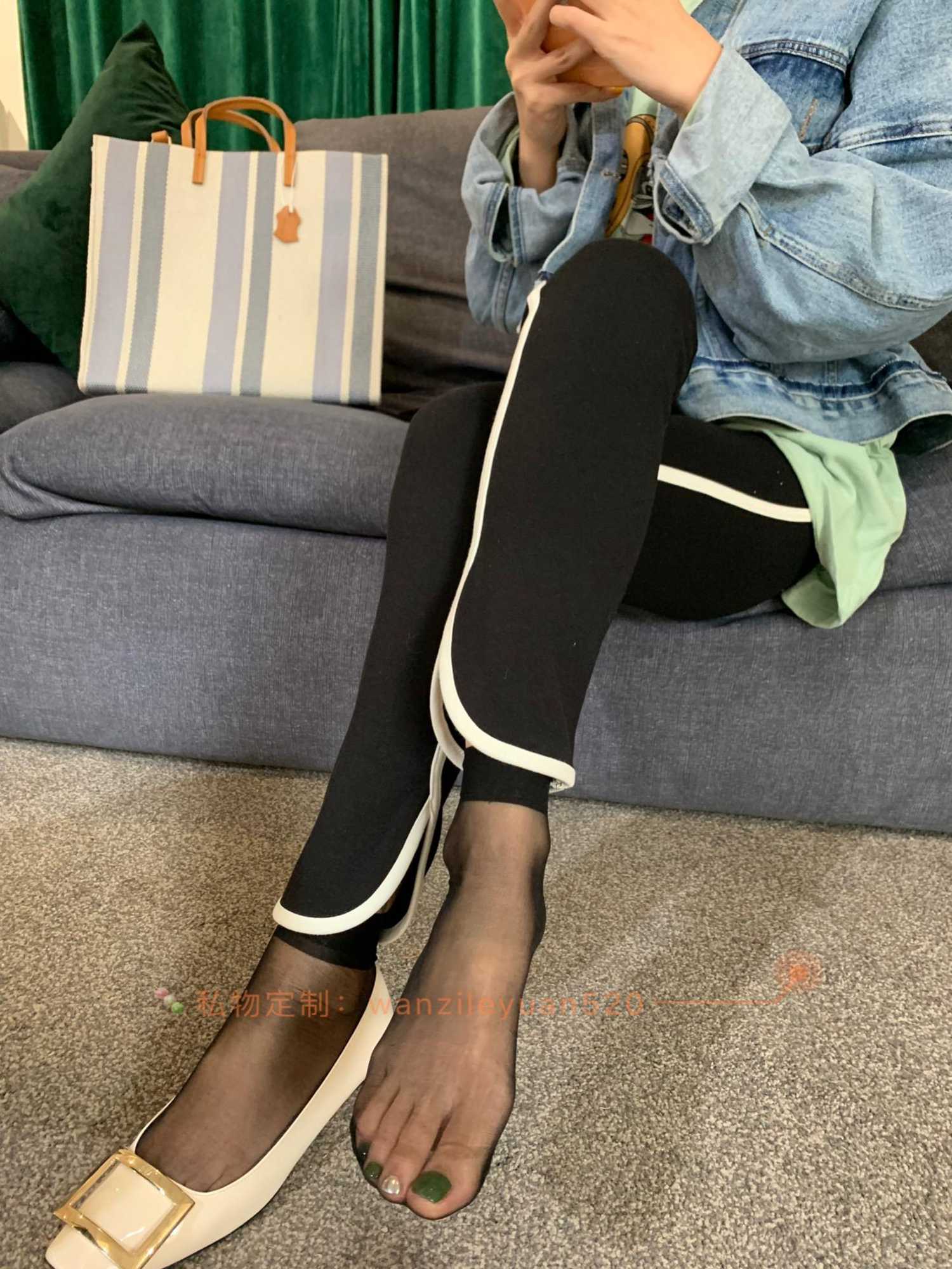 图片[26]-微信朋友圈达人@Changeable丸子-定制系列  黑短丝[65P] – 速更版-美库