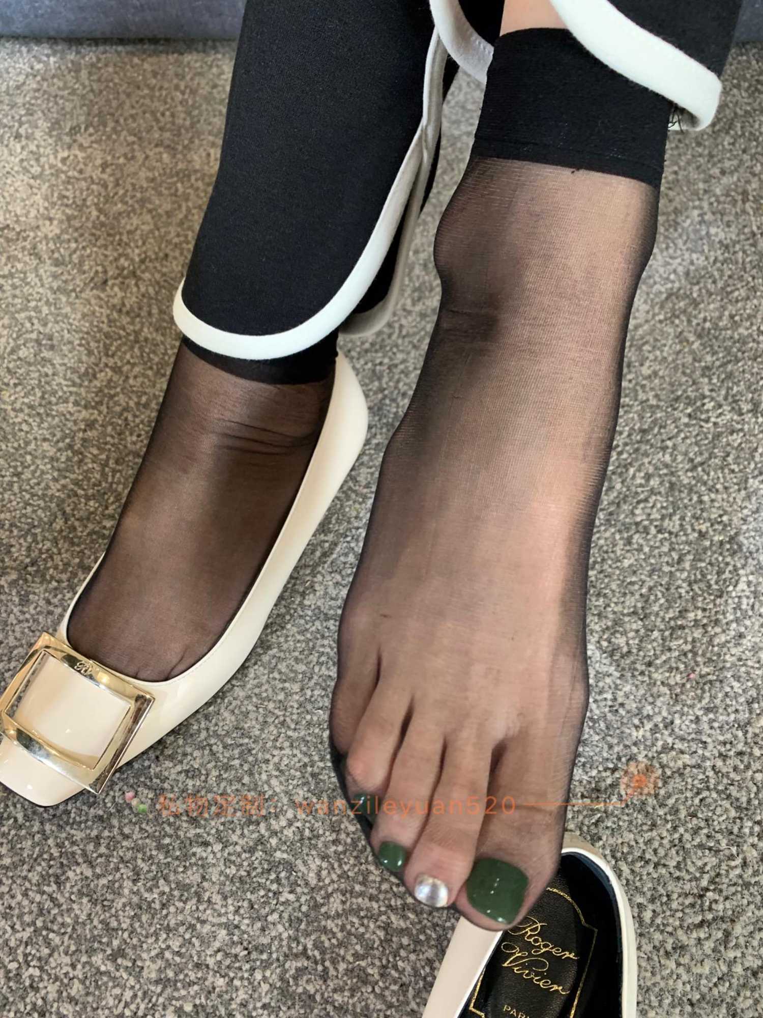 图片[33]-微信朋友圈达人@Changeable丸子-定制系列  黑短丝[65P] – 速更版-美库