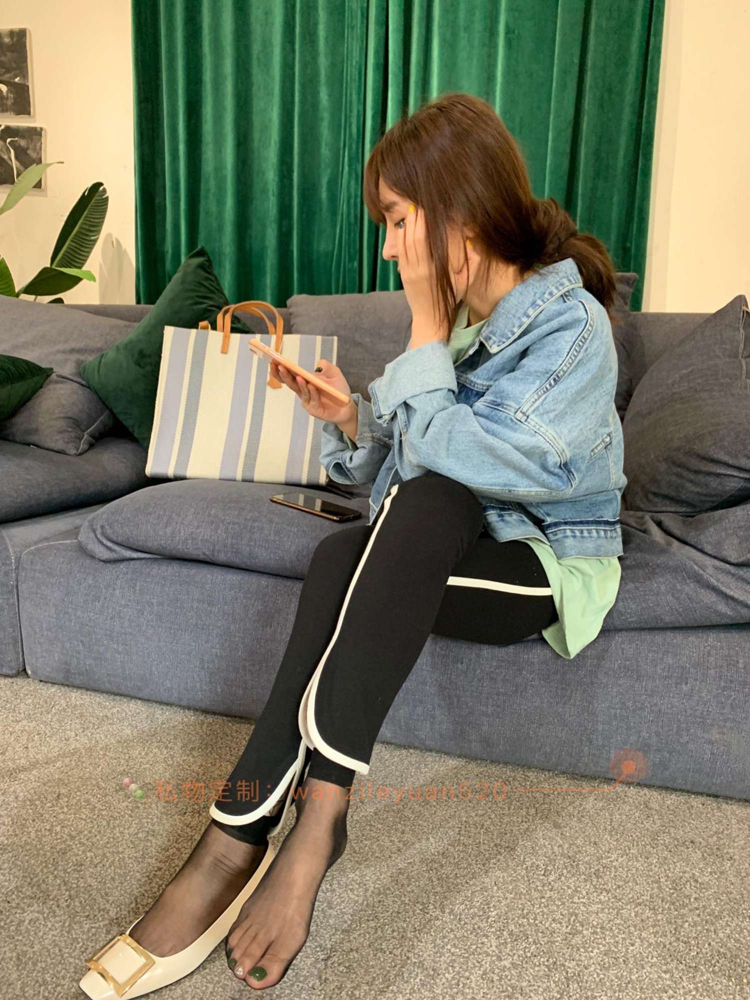 图片[36]-微信朋友圈达人@Changeable丸子-定制系列  黑短丝[65P] – 速更版-美库