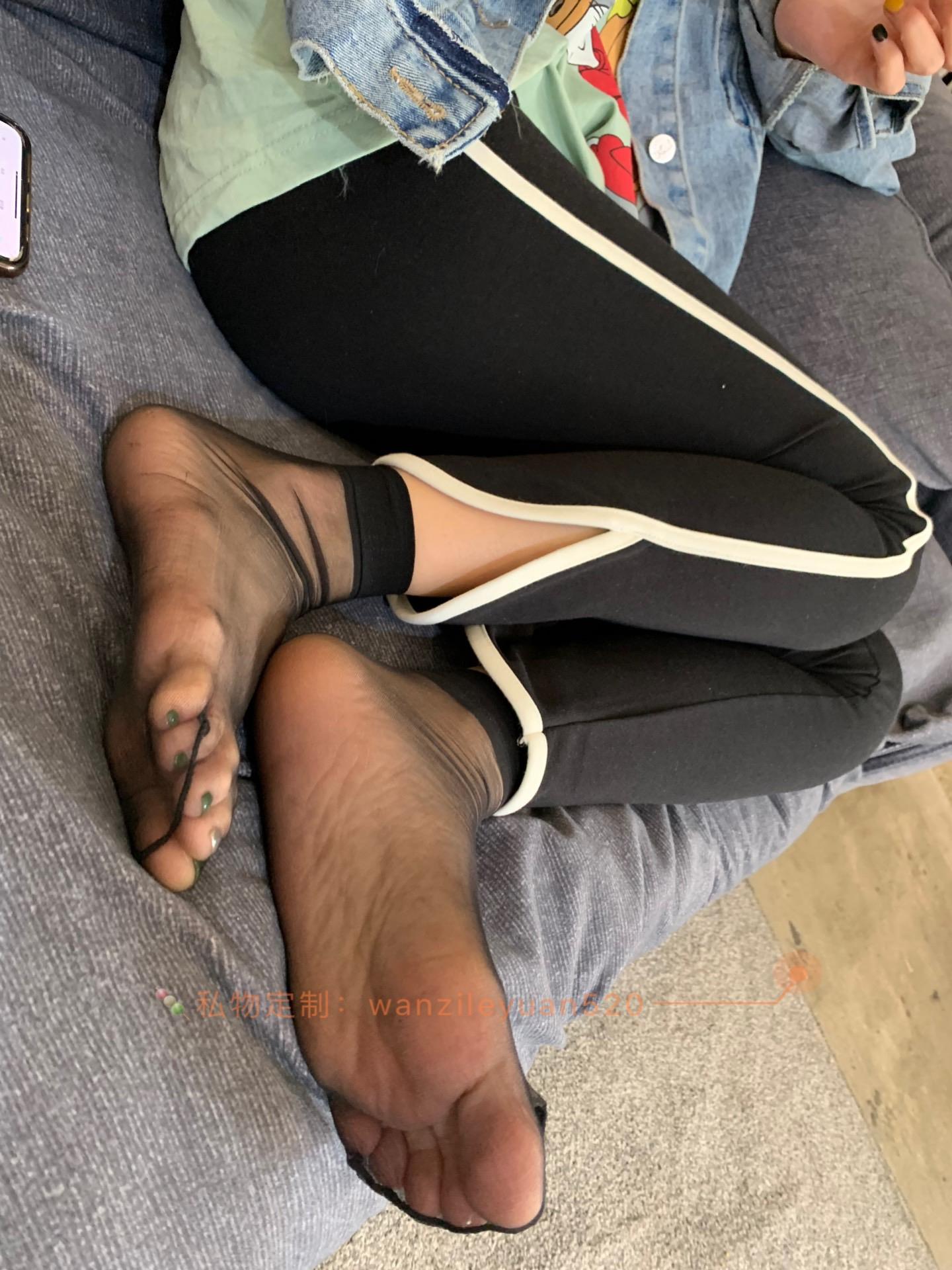 图片[64]-微信朋友圈达人@Changeable丸子-定制系列  黑短丝[65P] – 速更版-美库