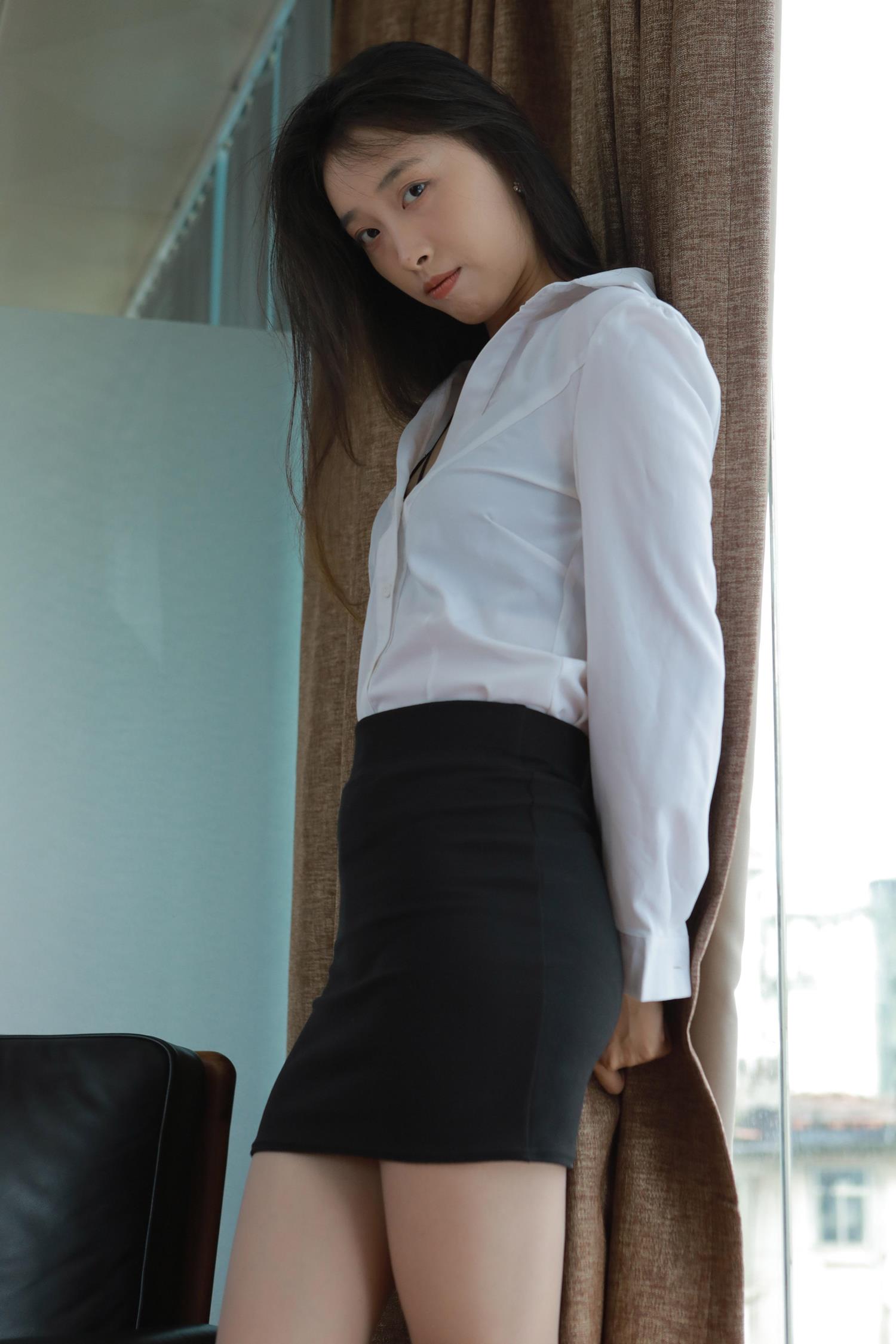 图片[85]-[IESS异思趣向] 2024.07.07 丝享家1787：小九《OL装（下）》[84P] – 速更版-美库