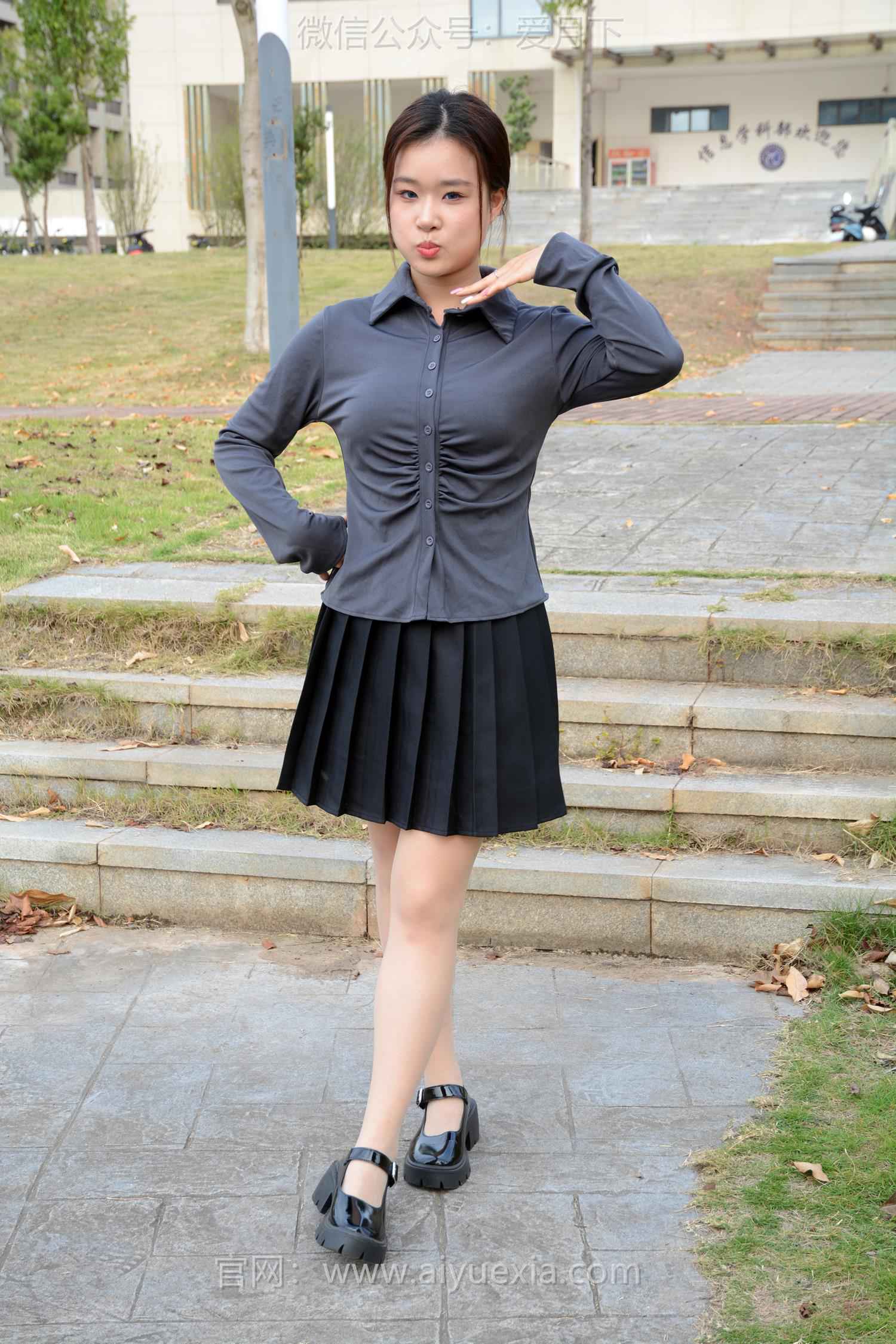 图片[19]-月下摄影 NO.006 茜茜~灰色小JK 这身灰色小JK被我穿出了正装的感觉！[100P] – 速更版-美库