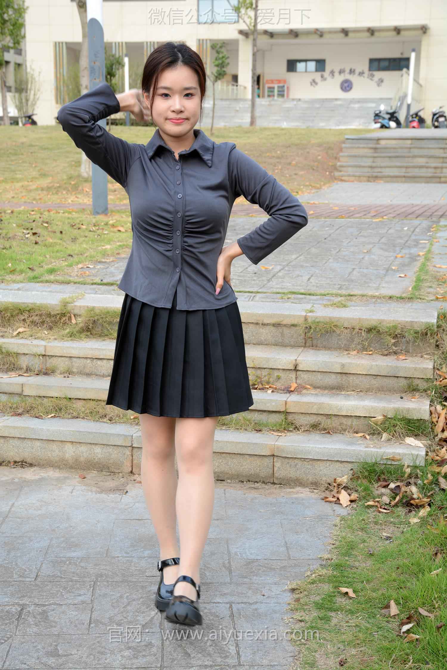 图片[25]-月下摄影 NO.006 茜茜~灰色小JK 这身灰色小JK被我穿出了正装的感觉！[100P] – 速更版-美库