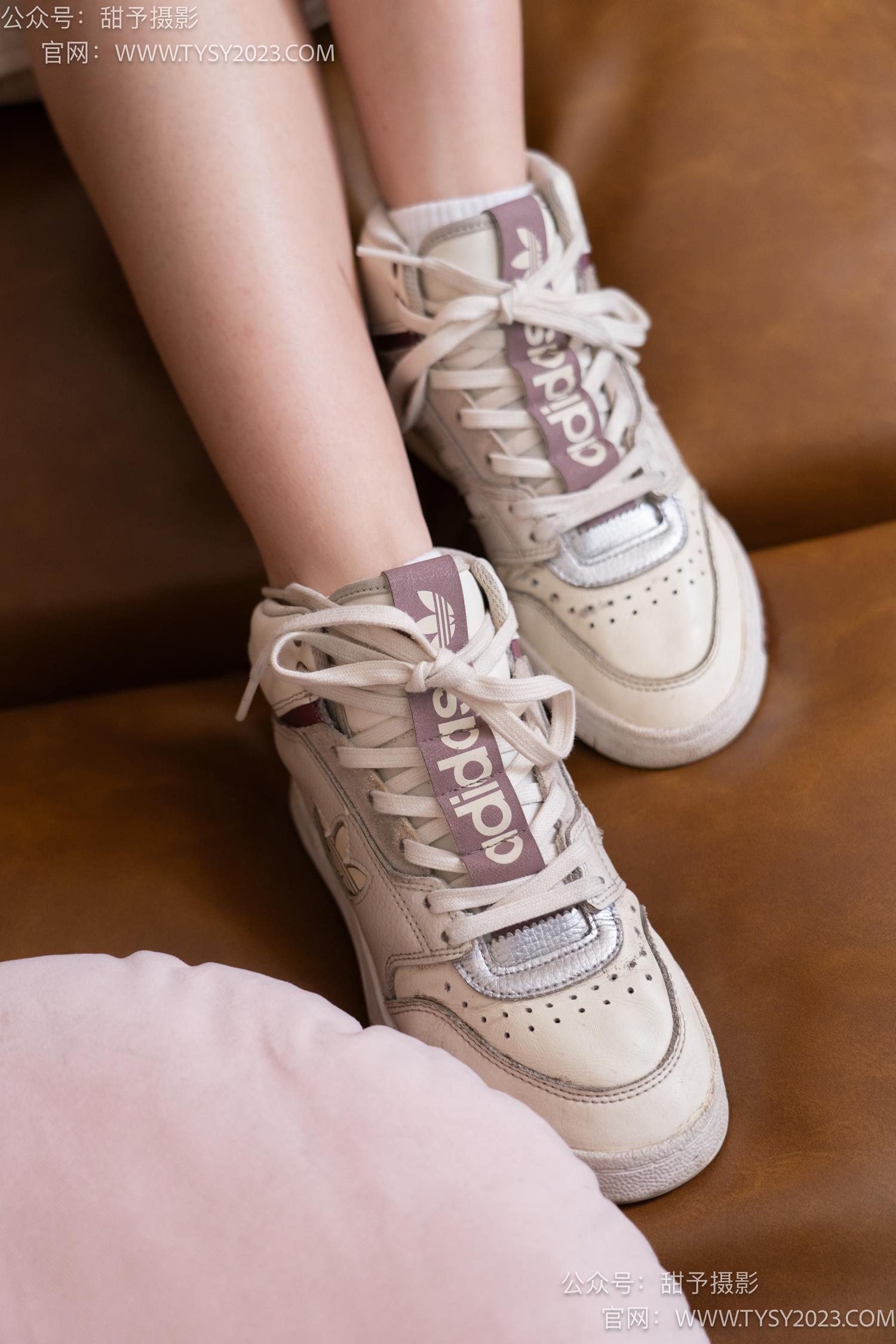 图片[81]-甜予摄影 NO.040 小云-板鞋、白棉袜[129P] – 速更版-美库