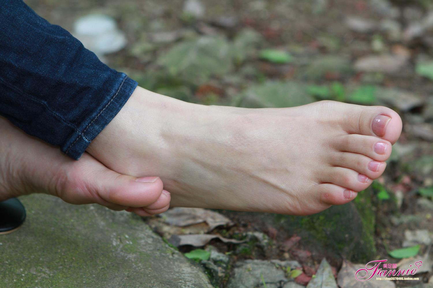 图片[34]-Fannie芬妮每足园 No.591 在水一方3[56P] – 速更版-美库