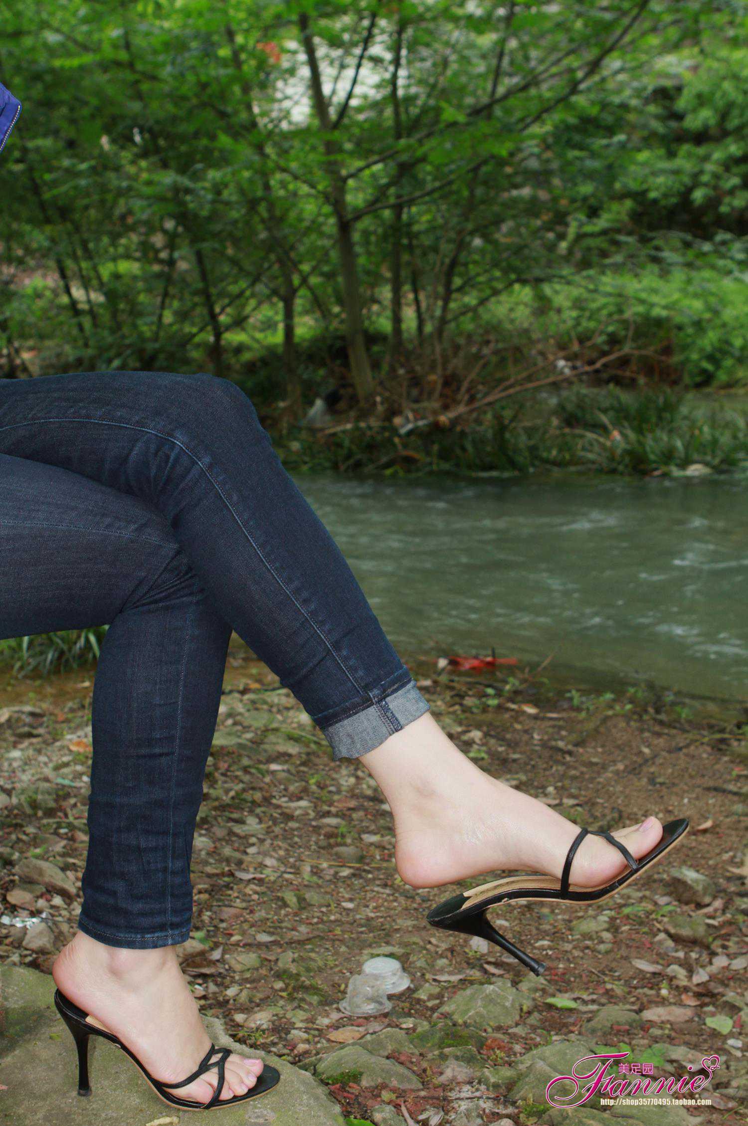 图片[35]-Fannie芬妮每足园 No.591 在水一方3[56P] – 速更版-美库