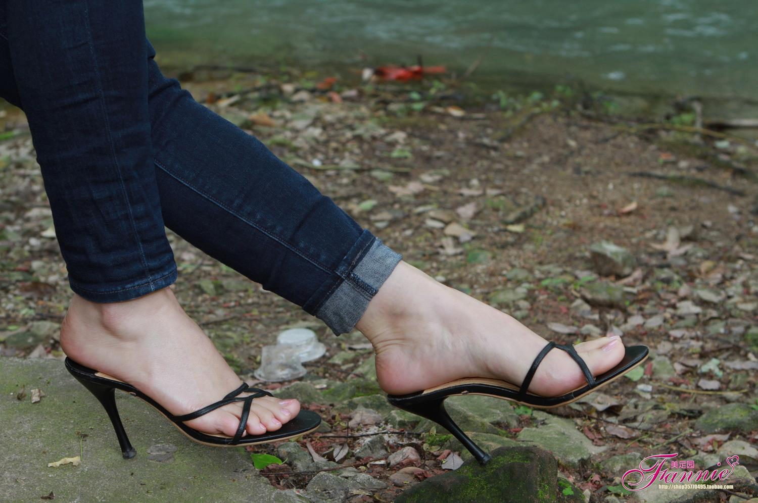 图片[36]-Fannie芬妮每足园 No.591 在水一方3[56P] – 速更版-美库