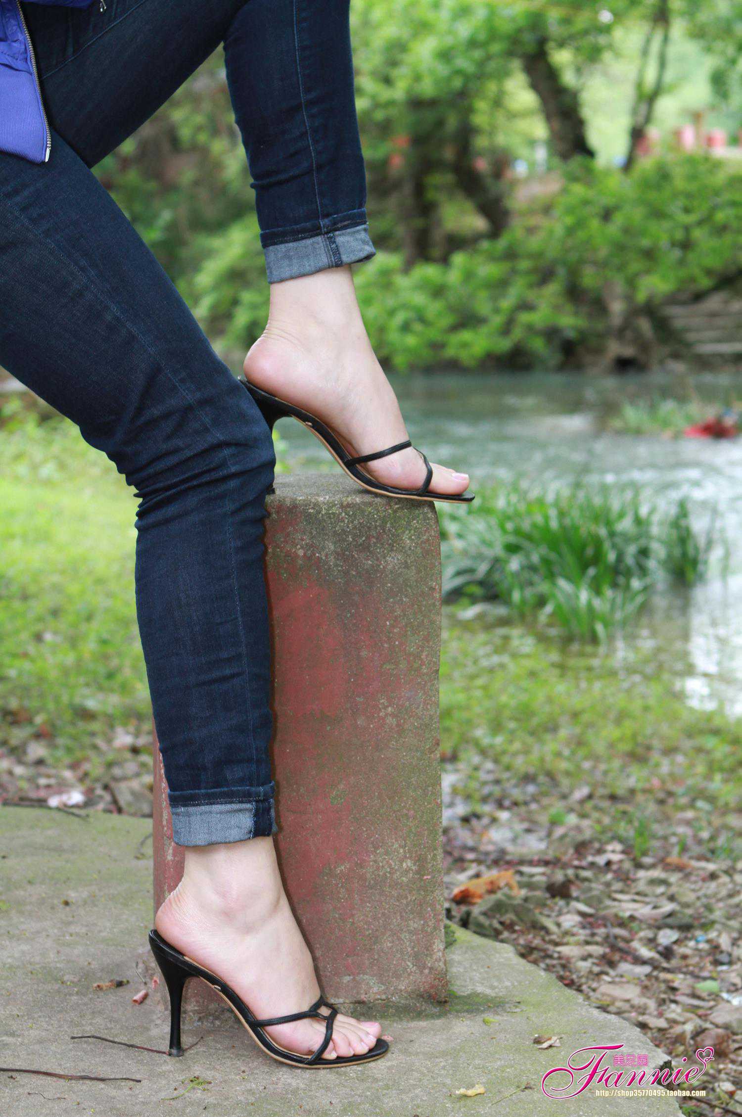 图片[28]-Fannie芬妮每足园 No.591 在水一方3[56P] – 速更版-美库