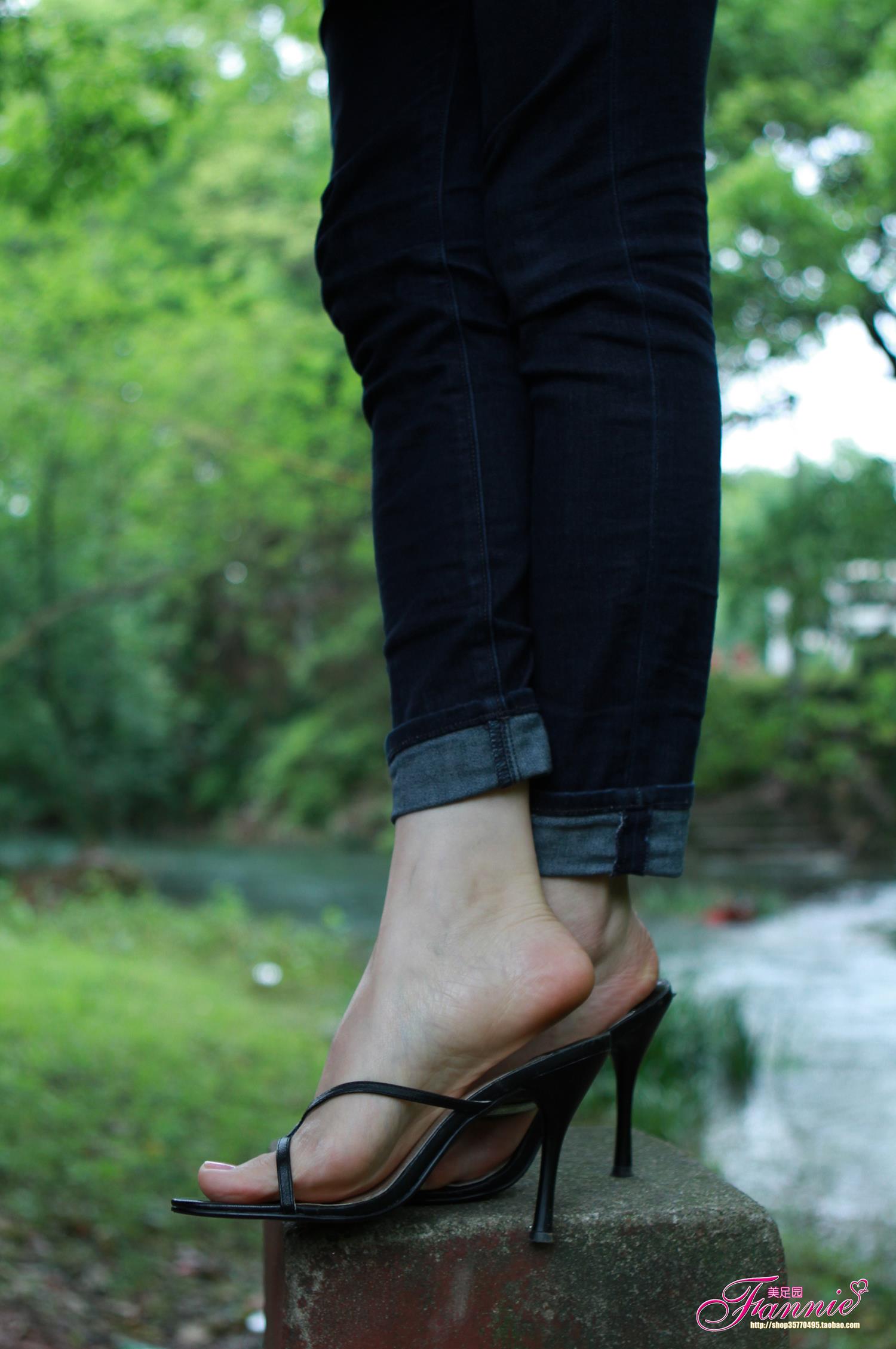 图片[34]-Fannie芬妮每足园 No.592 在水一方4[46P] – 速更版-美库